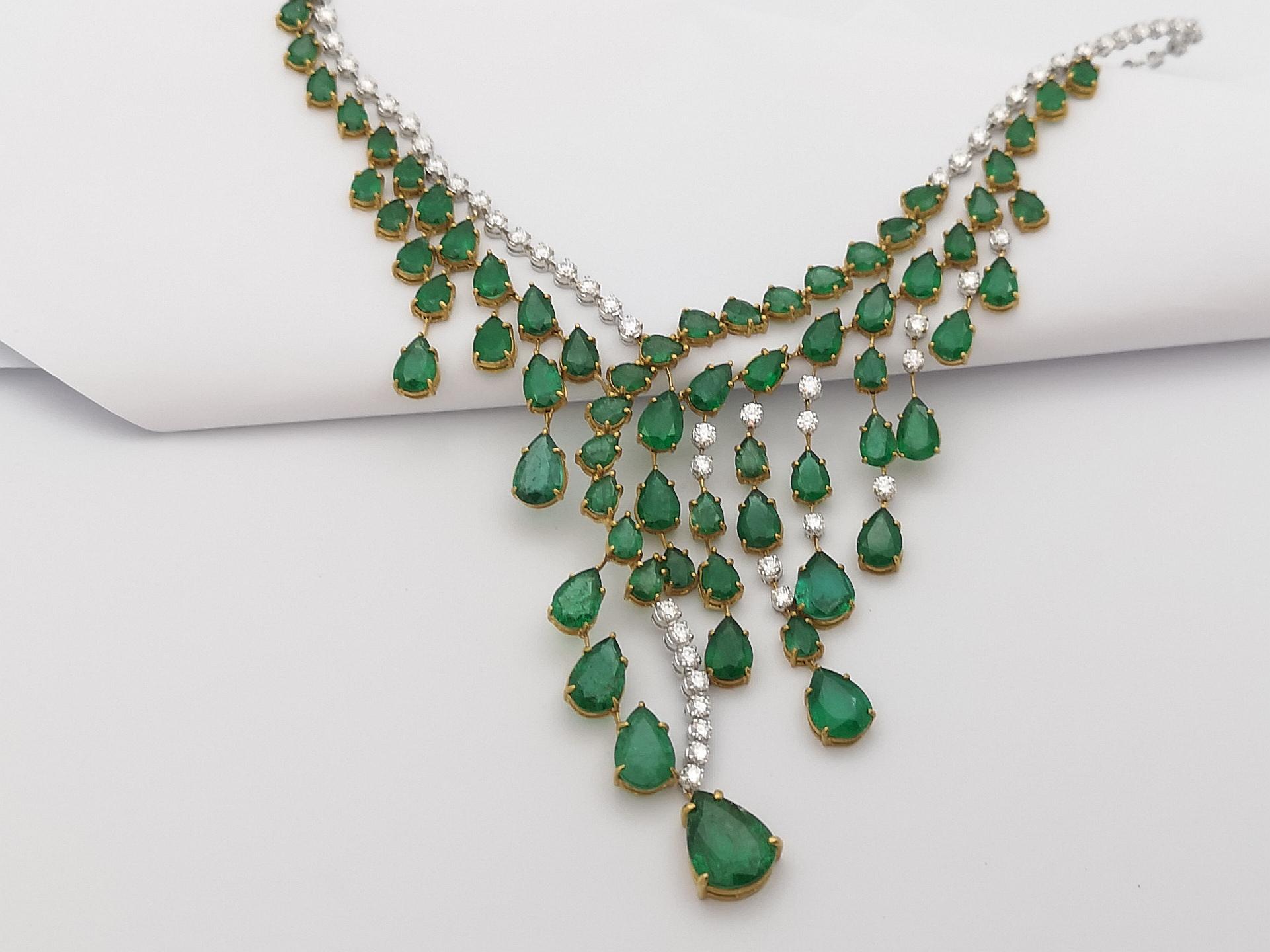 Emerald with Diamond Necklace Set in 18 Karat White Gold Settings For Sale 8