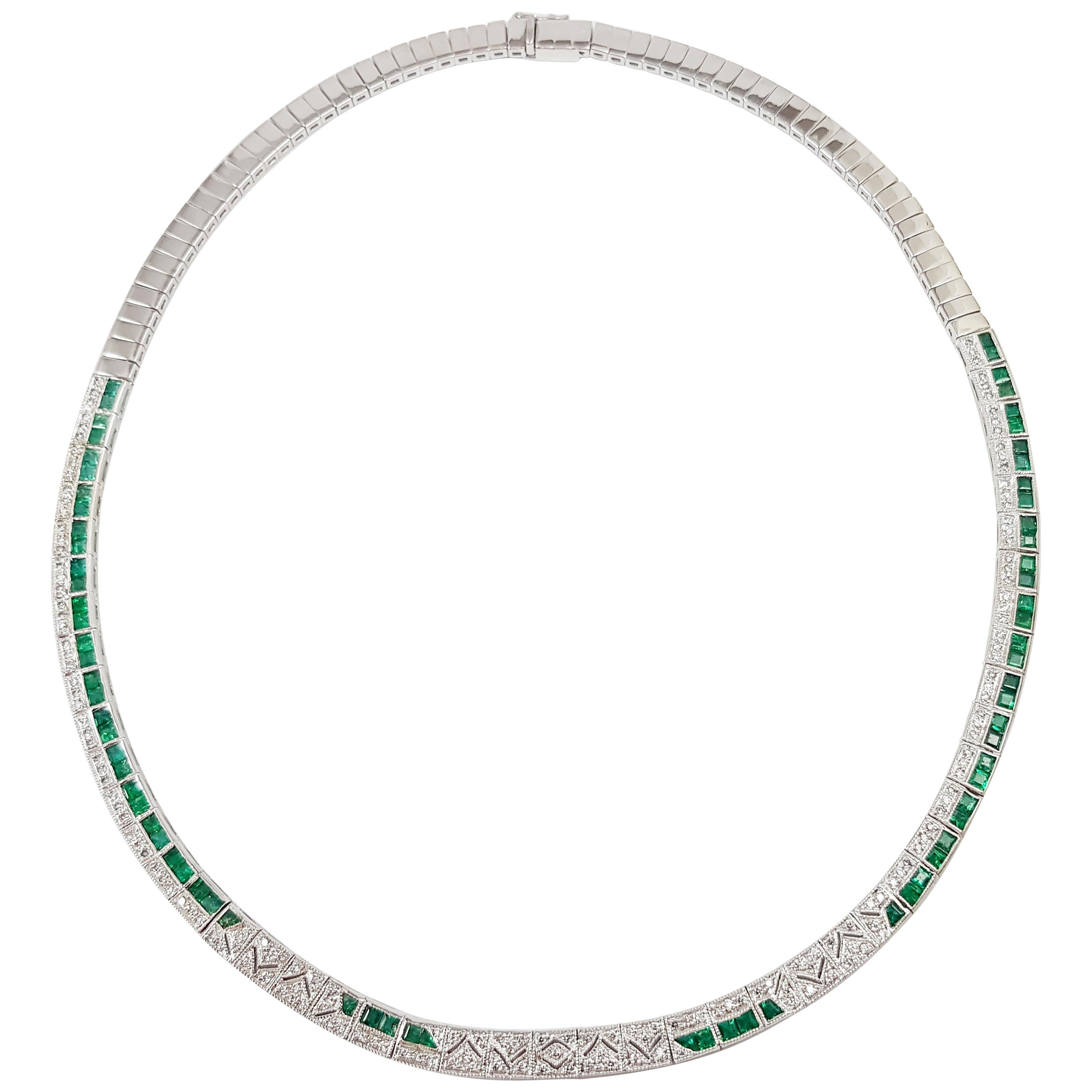 Smaragd- und Diamant-Halskette aus 18 Karat Weißgold in Fassungen