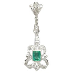 Smaragd- und Diamant-Anhänger in 14K Weißgold-Fassung