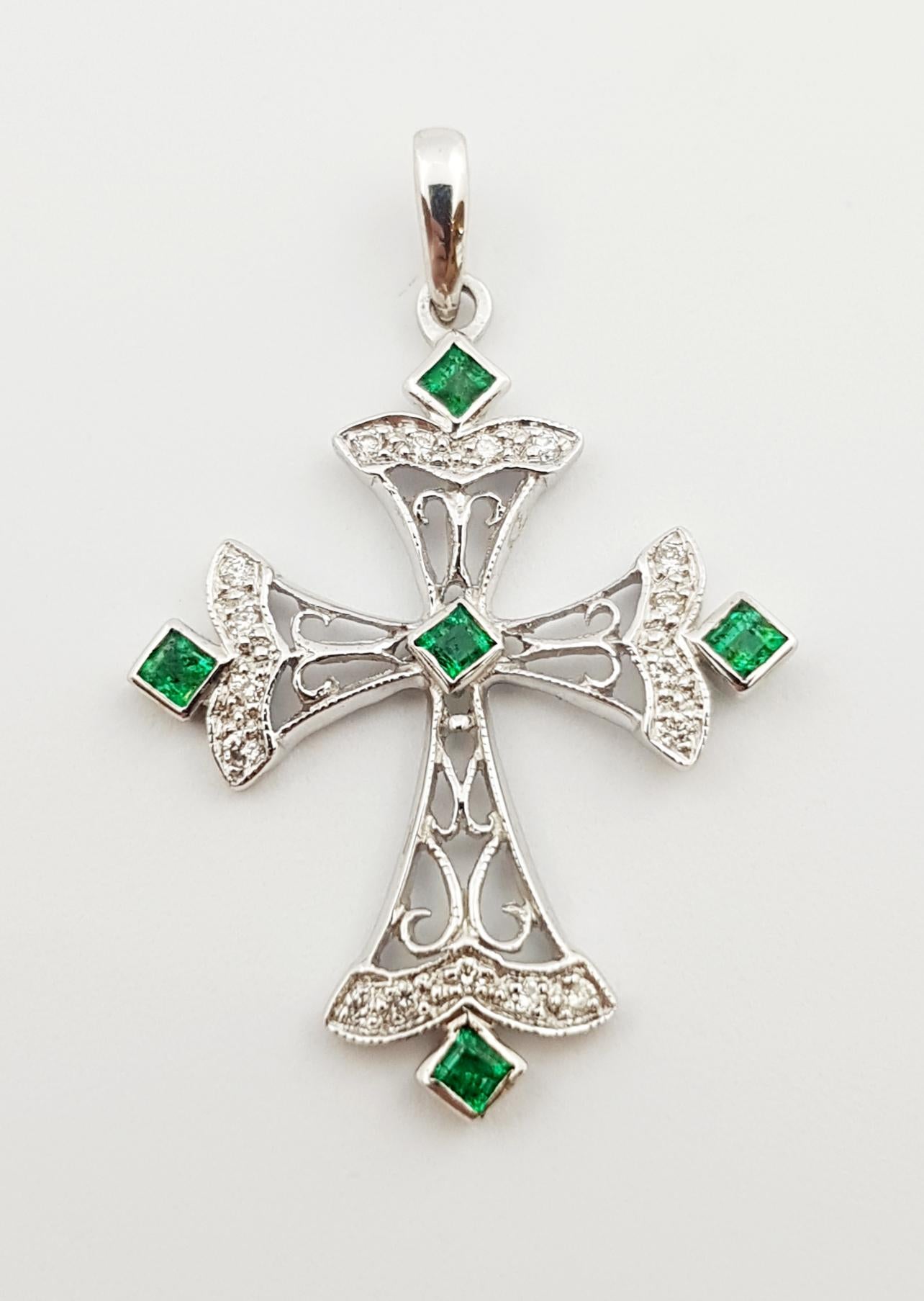 Art Deco Emerald  with Diamond Pendant set in 18 Karat White Gold Settings For Sale