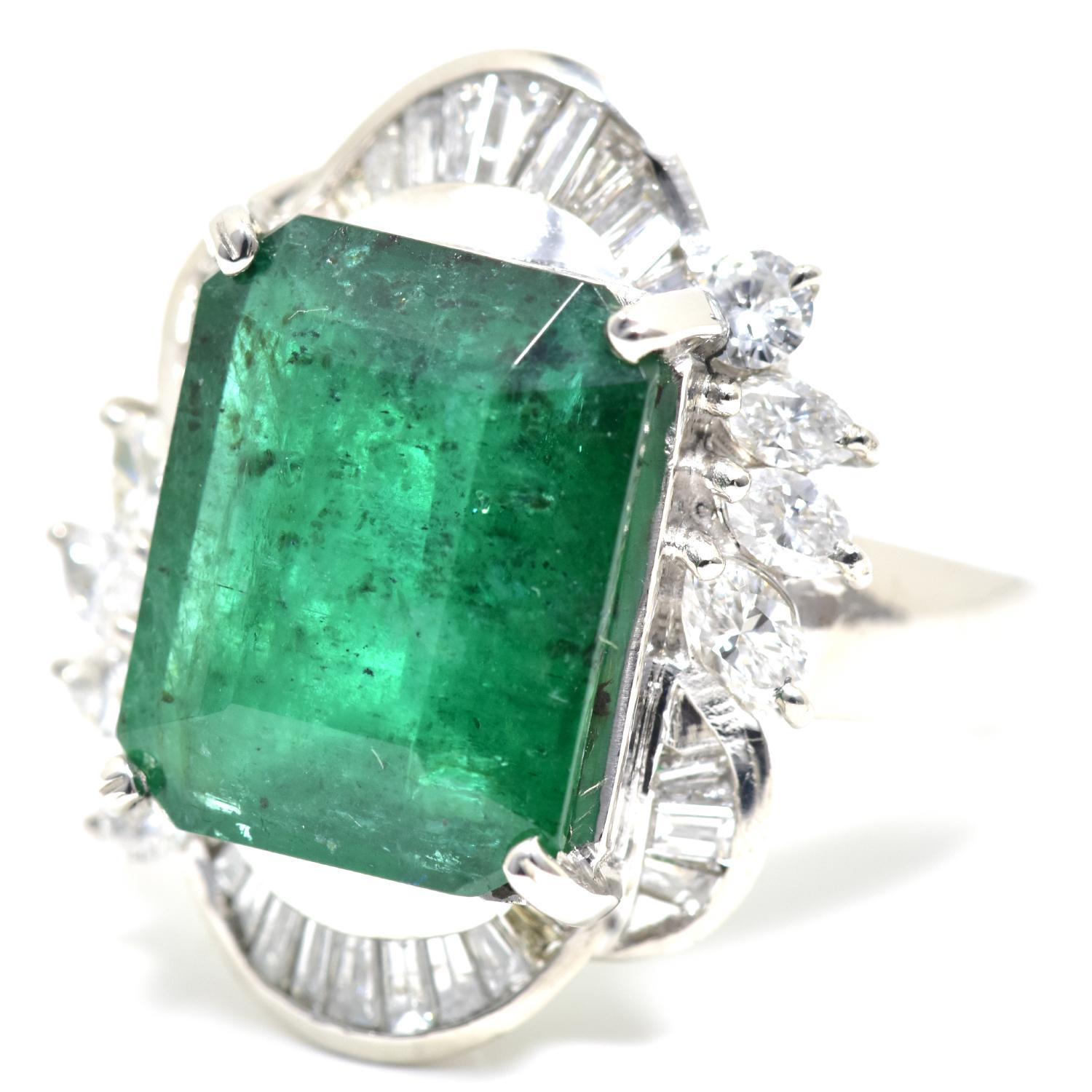 Emerald with Diamond Platinum Ring For Sale 1