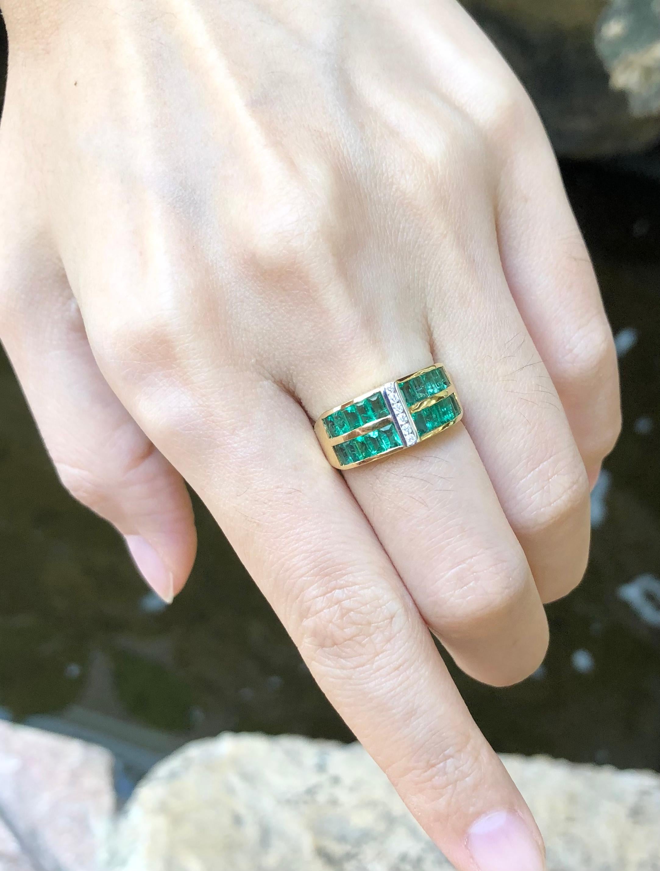 Emerald 1.46 carats with Diamond 0.05 carat Ring set in 18 Karat Gold Settings

Width:  1.9 cm 
Length: 0.8 cm
Ring Size: 53
Total Weight: 6.17 grams

