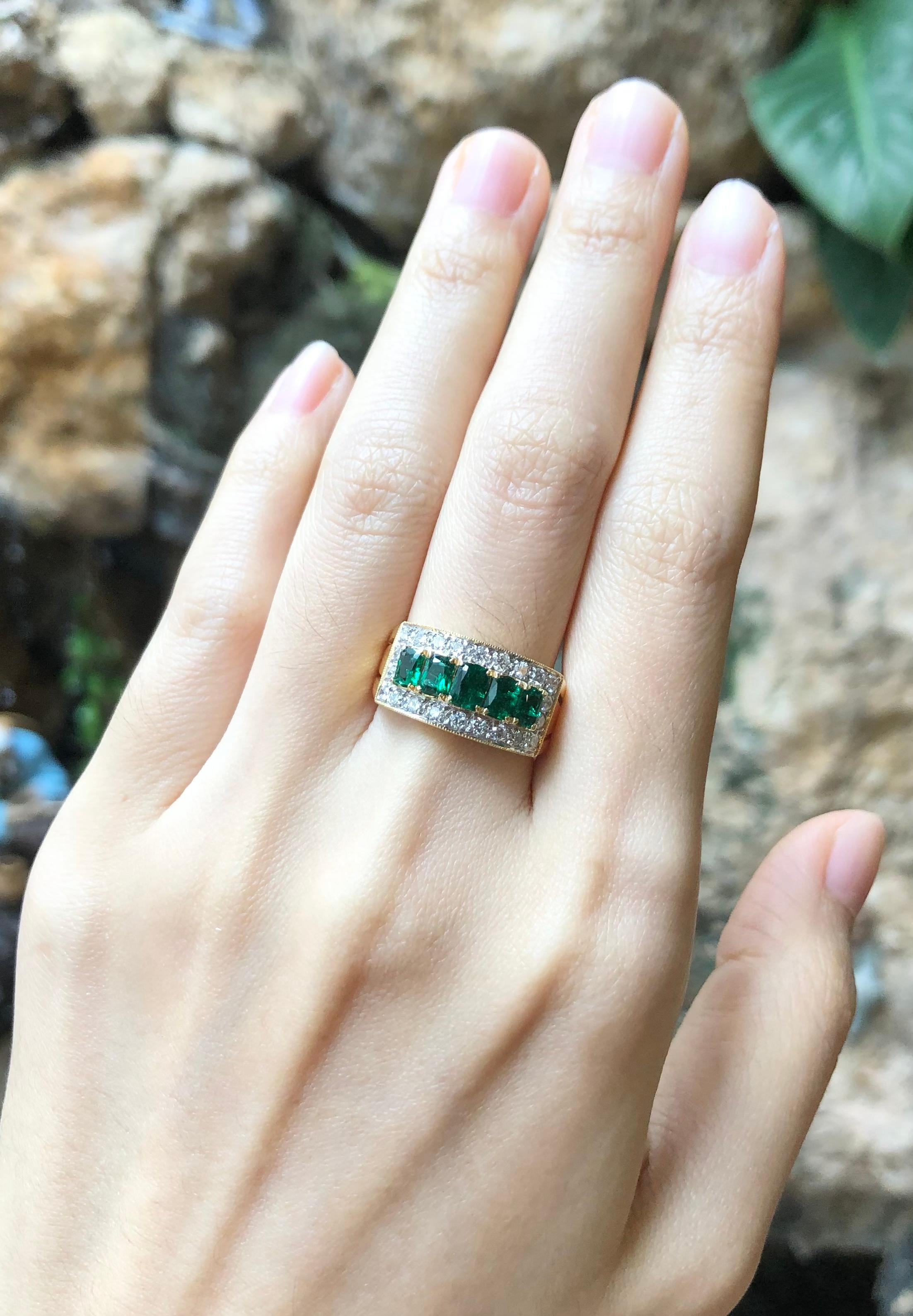 Emerald with Diamond Ring Set in 18 Karat Gold Settings For Sale 2