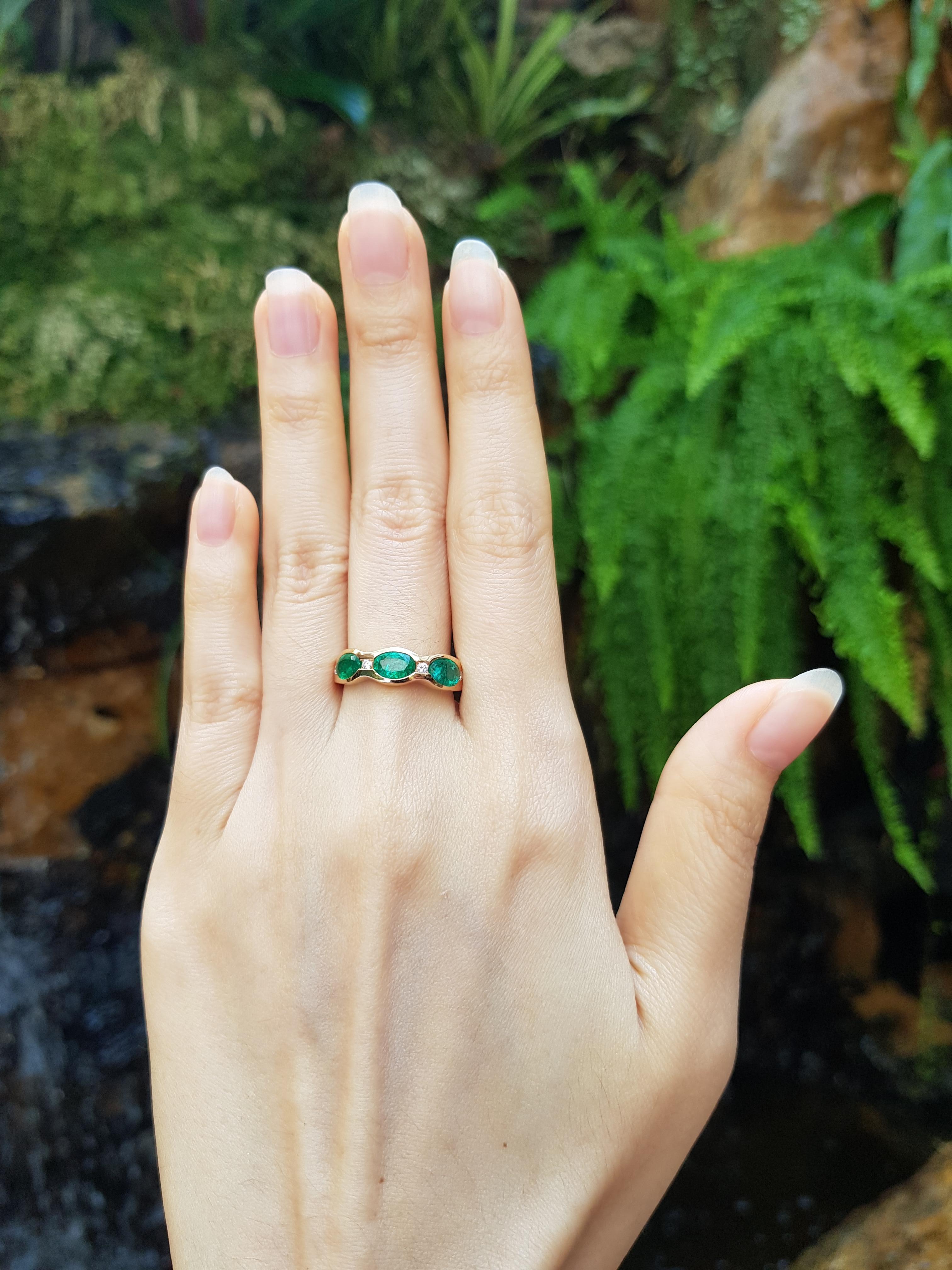 Emerald with Diamond Ring Set in 18 Karat Rose Gold Settings For Sale 2