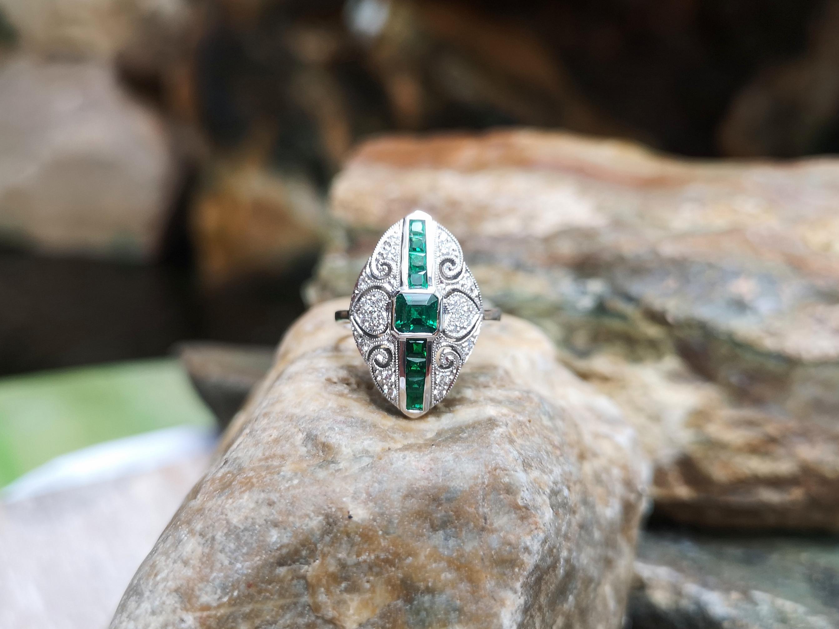 Emerald with Diamond Ring Set in 18 Karat White Gold Settings For Sale 6