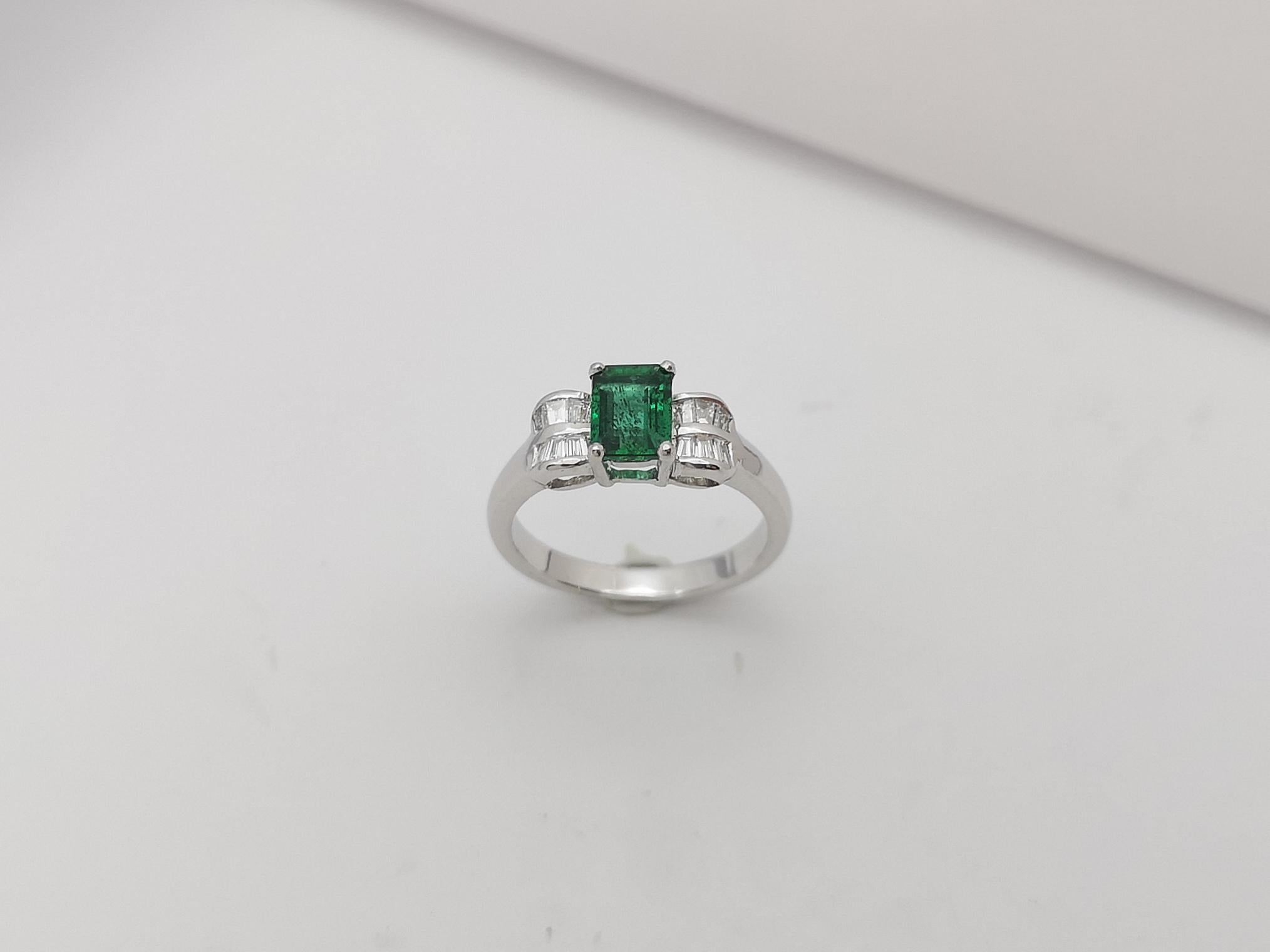Emerald with Diamond Ring Set in 18 Karat White Gold Settings For Sale 9