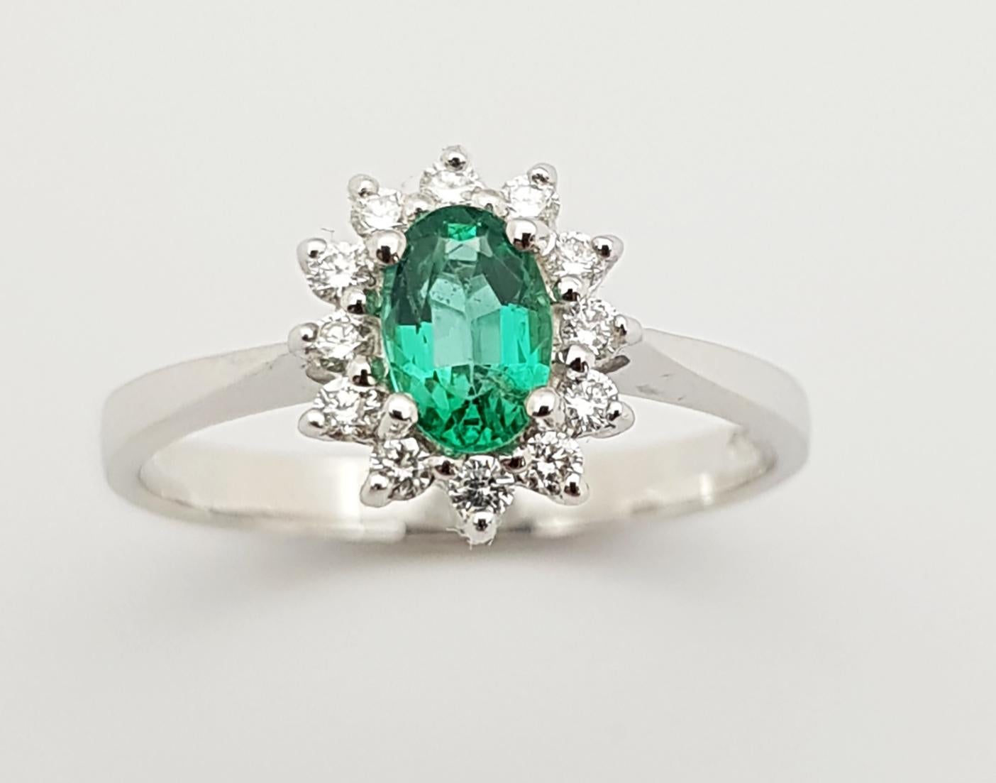 Ring mit Smaragd und Diamant in 18 Karat Weißgold gefasst im Angebot 3
