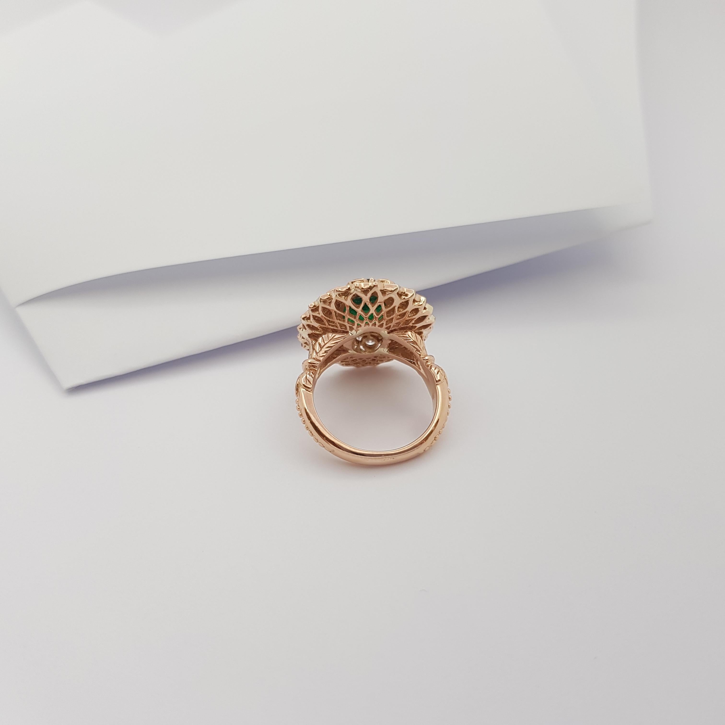 Emerald with Diamond Ring set in 18K Rose Gold Settings For Sale 4