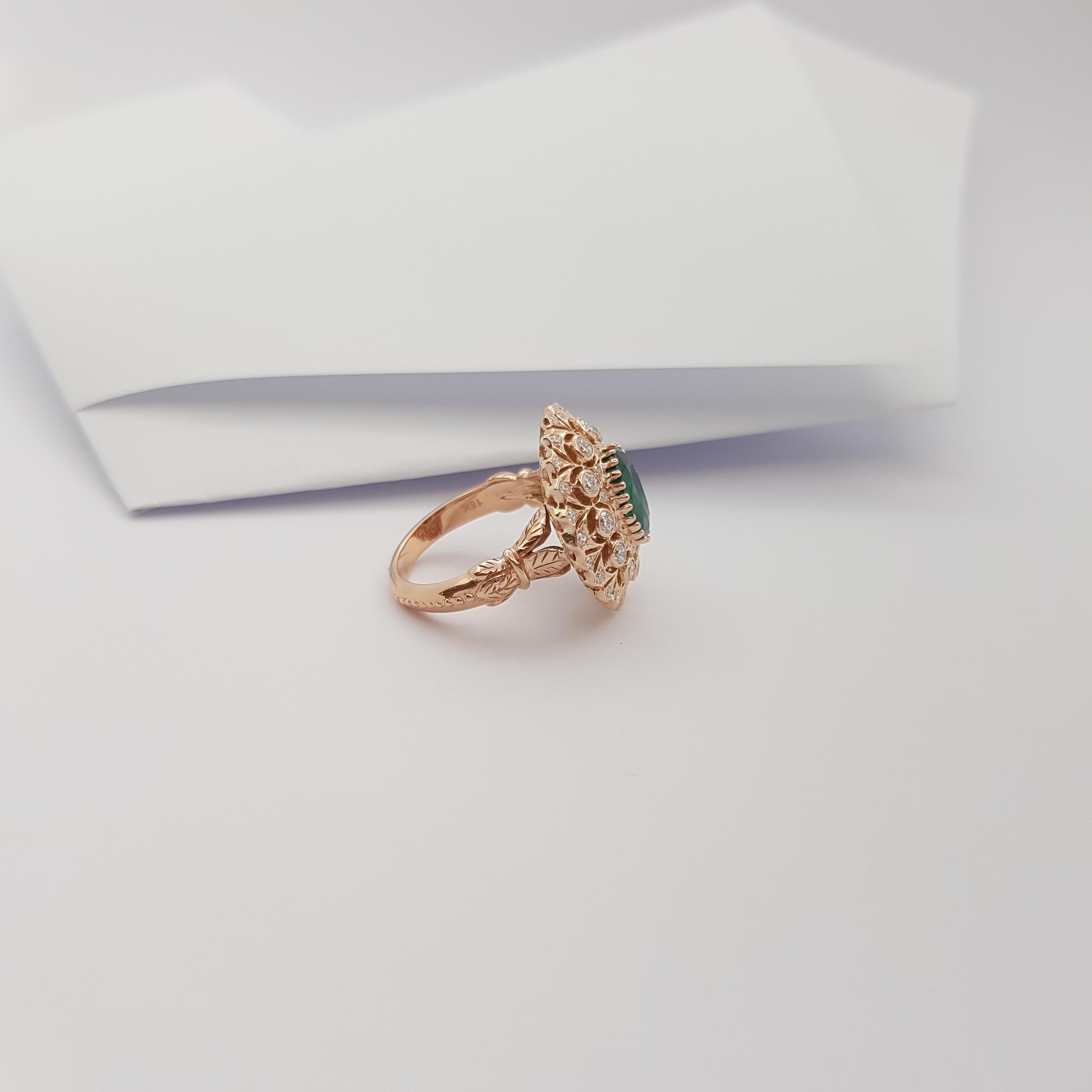 Emerald with Diamond Ring set in 18K Rose Gold Settings For Sale 5