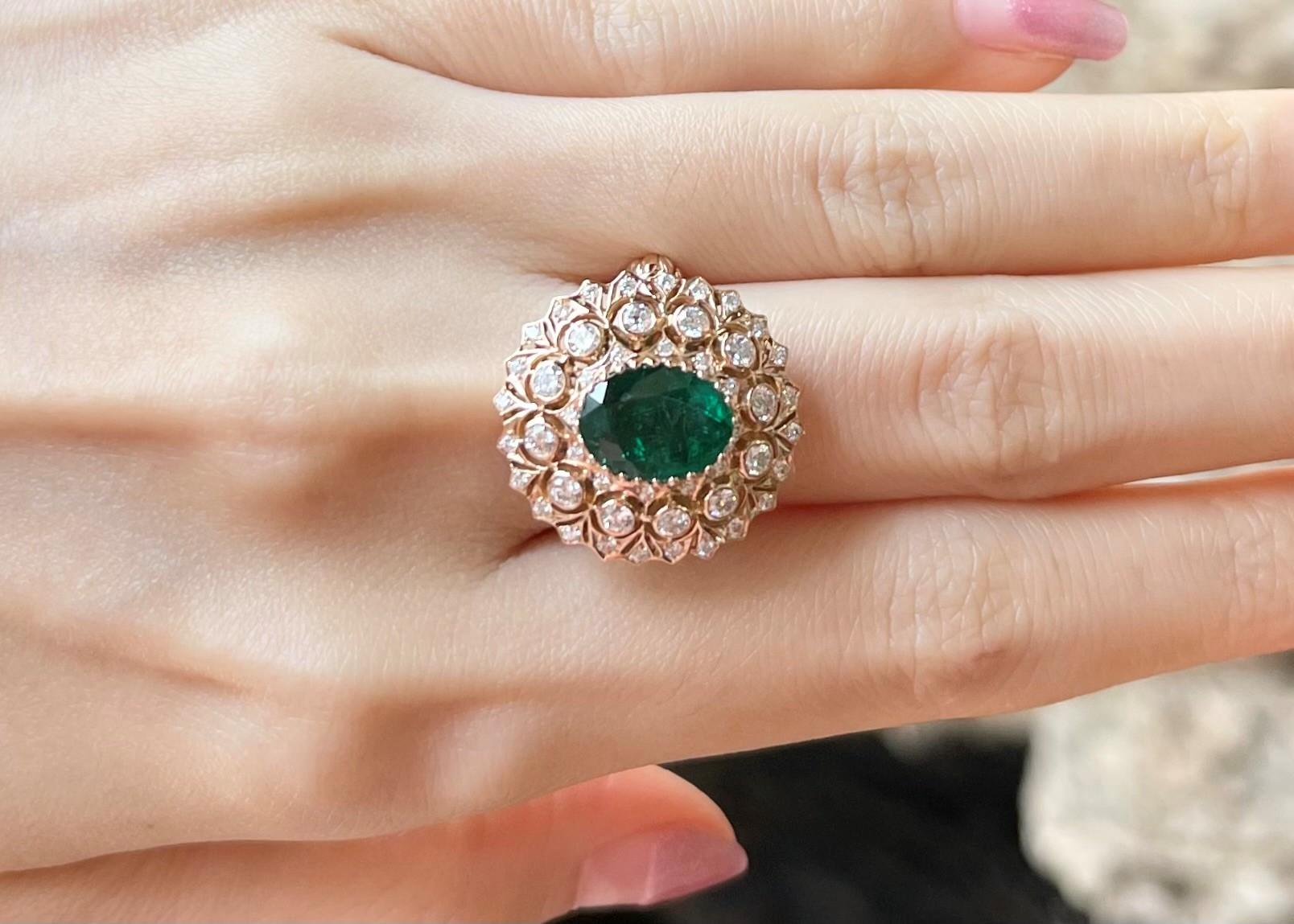 Emerald 2.98 carats with Diamond 0.83 carat Ring set in 18K Rose Gold Settings

Width:  2.3 cm 
Length: 2.6 cm
Ring Size: 54
Total Weight: 10.57  grams

