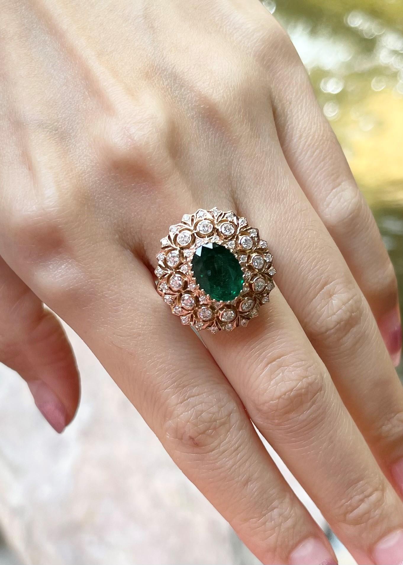 Women's Emerald with Diamond Ring set in 18K Rose Gold Settings For Sale