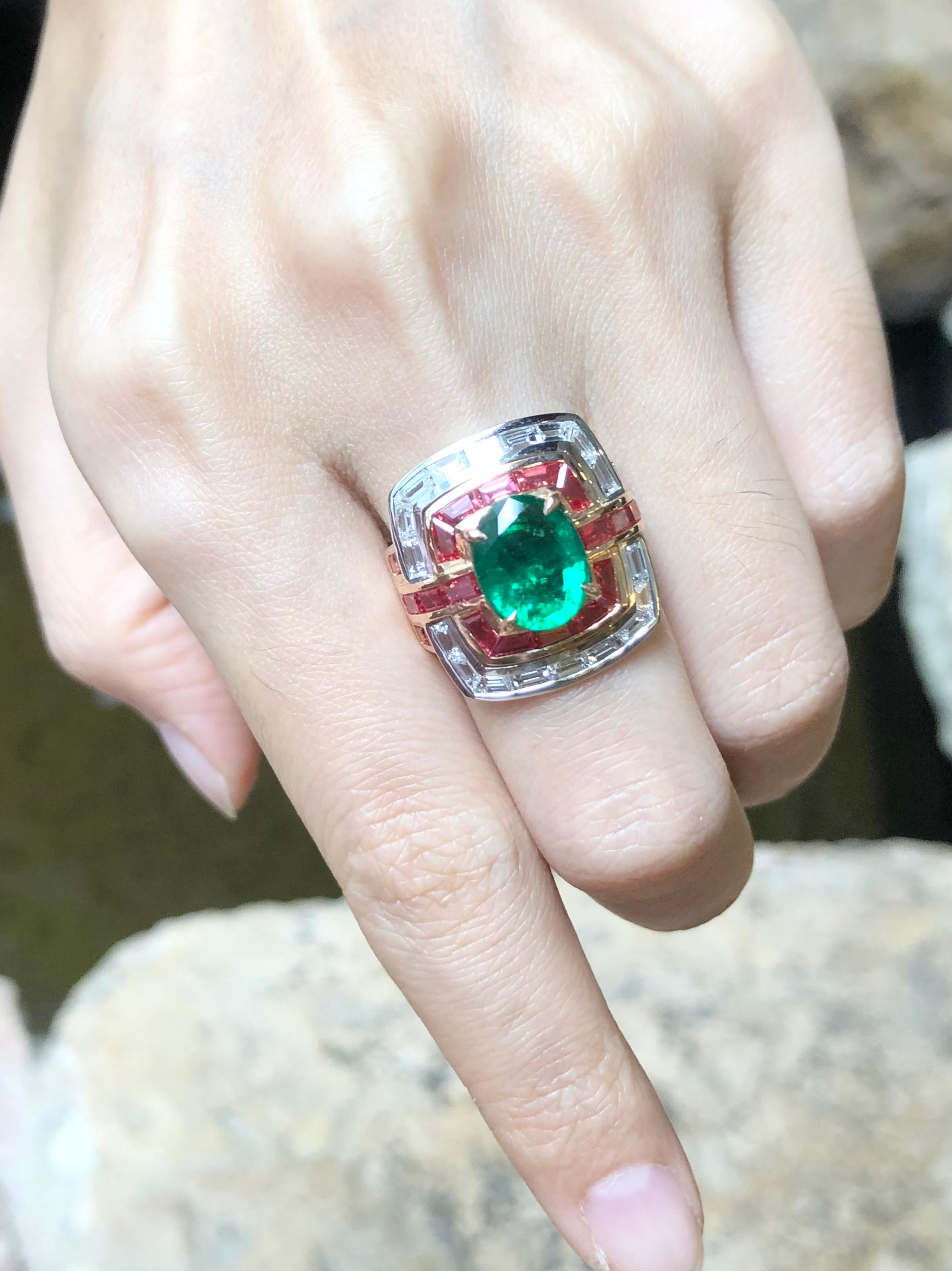 Women's Emerald with Orange Sapphire and Diamond Ring Set in 18 Karat Rose Gold Settings For Sale