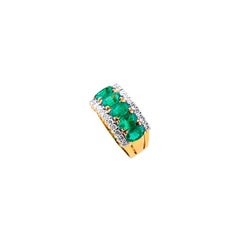 Emeraldring-Diamond Ring in 18 Carat Gold