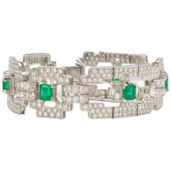 Emeralds 4.80 Carat and Diamonds 7.80 Carat Platinum Bracelet