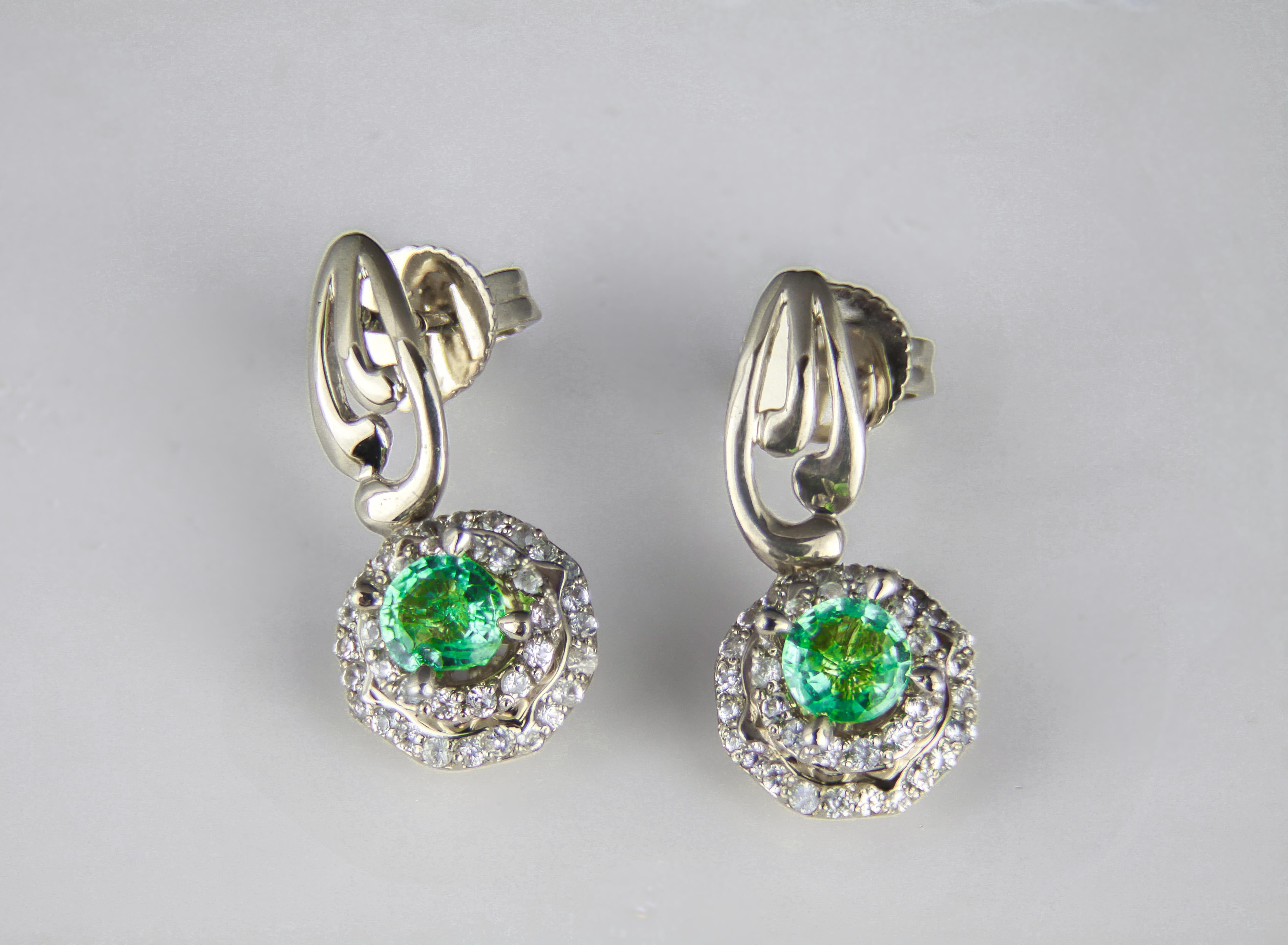 Emeralds and Diamonds 14k Gold Earrings Studs, Round Emerald Earrings Studs In New Condition For Sale In Istanbul, TR