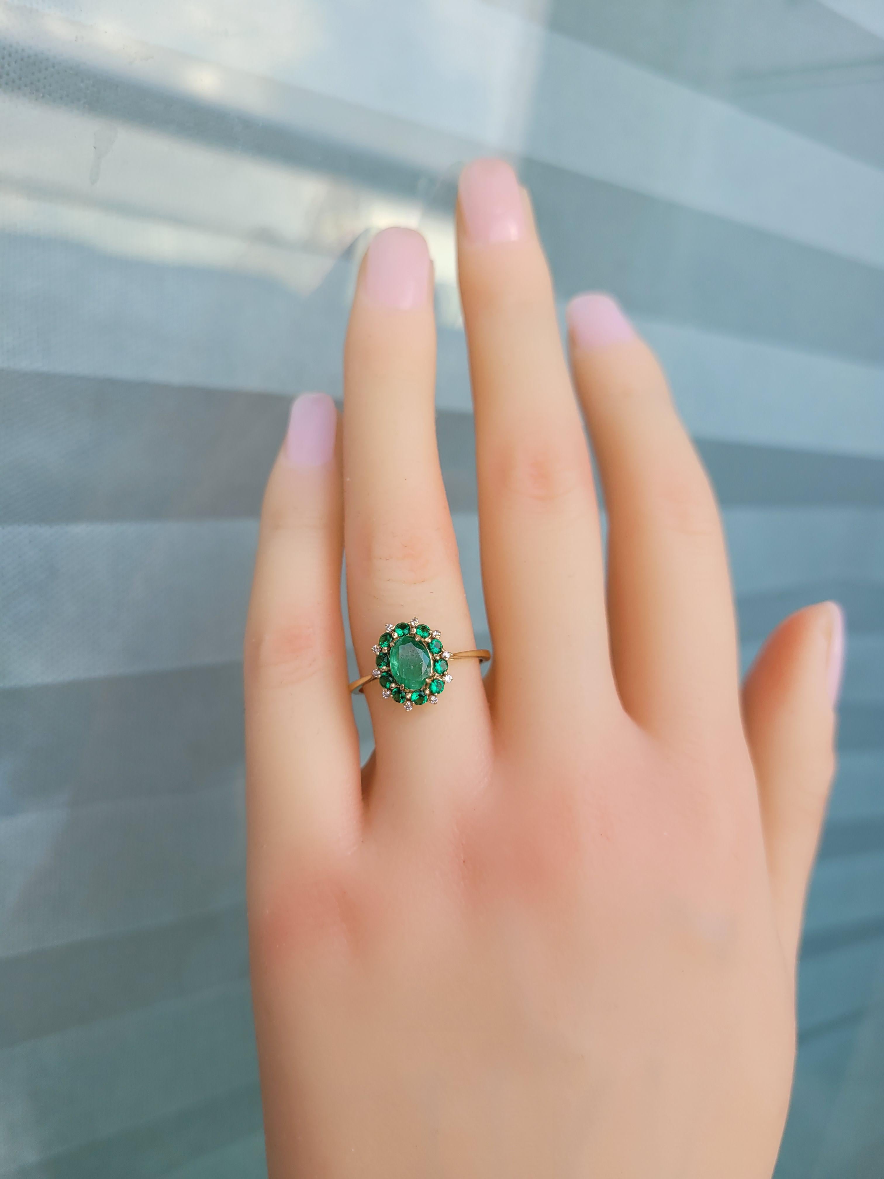 For Sale:  Genuine Emerald 14k gold ring 6