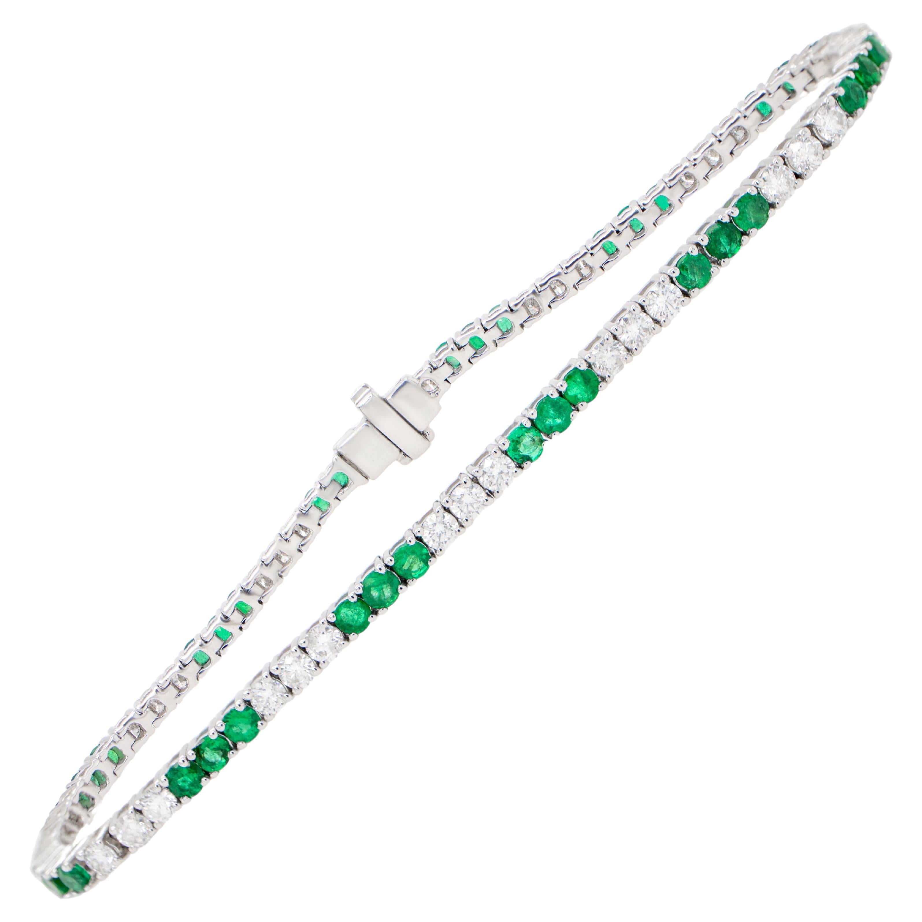 Emeralds and Diamonds Tennis Bracelet Round Cut 3.65 Carats 18K Gold For Sale