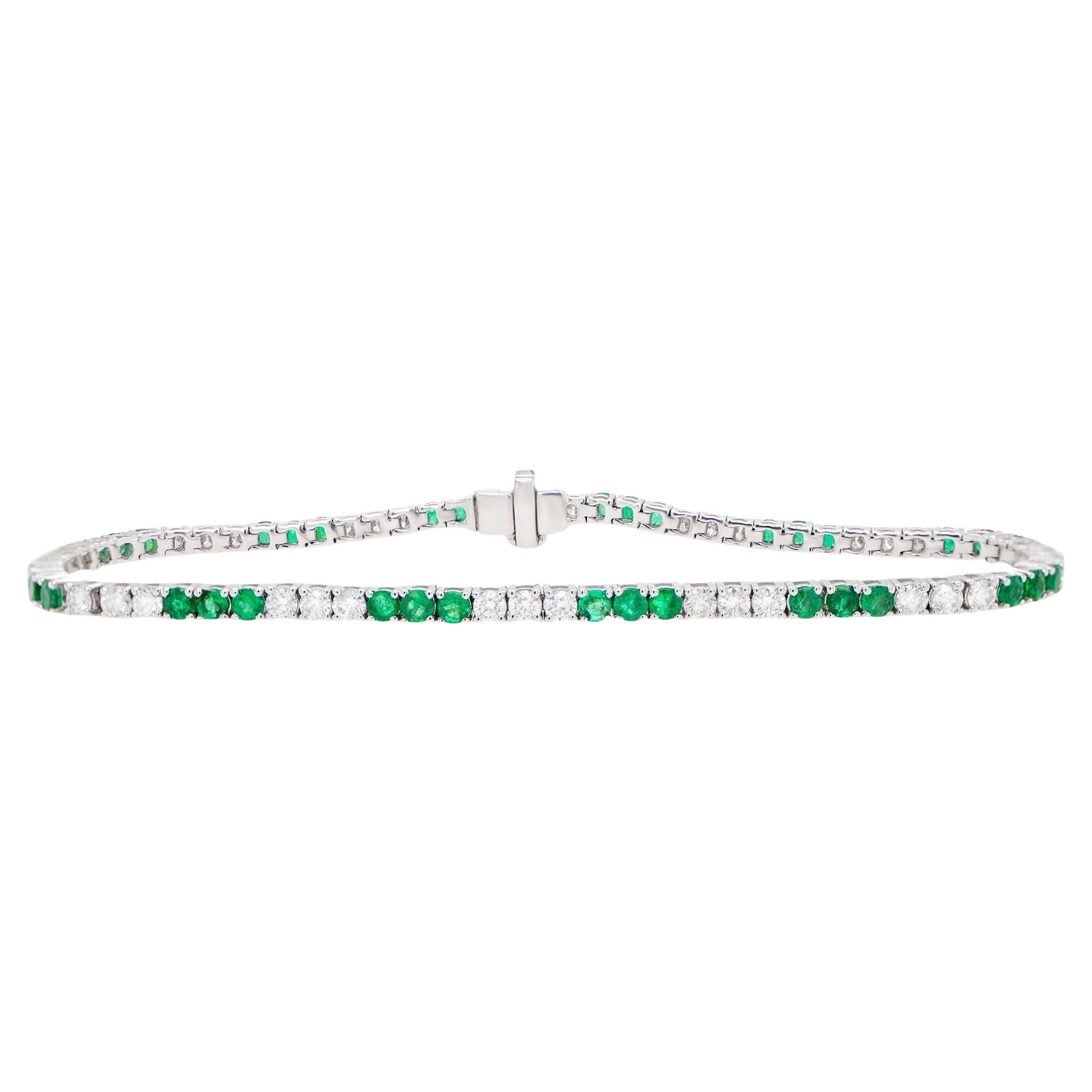 Emeralds and Diamonds Tennis Bracelet Round Cut 3.65 Carats 18K Gold For Sale