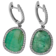 Emeralds and White Diamonds White Gold 18 Karat Chandelier Earrings
