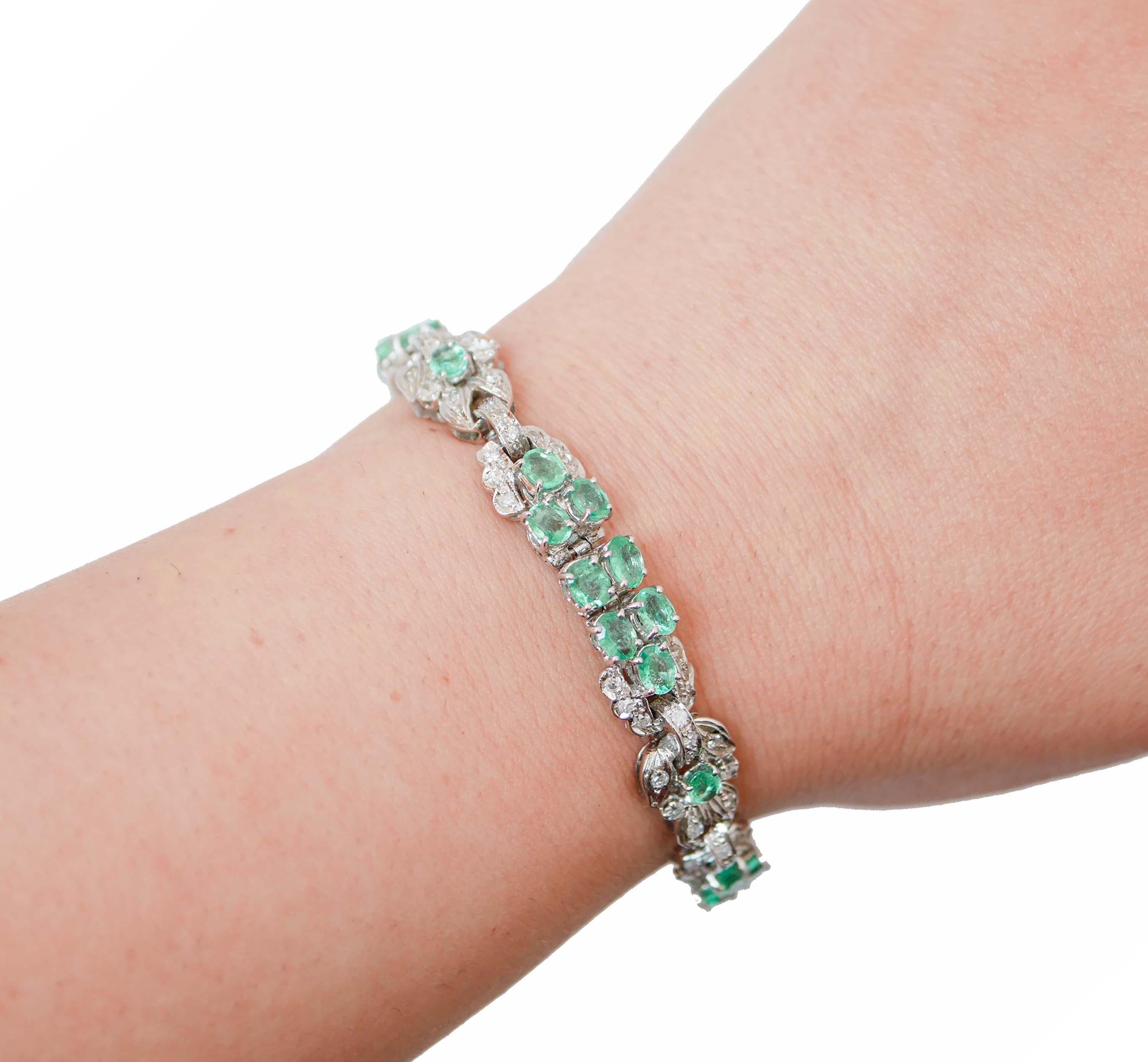 Emeralds, Diamonds, 14 Karat White Gold Bracelet. In Good Condition For Sale In Marcianise, Marcianise (CE)