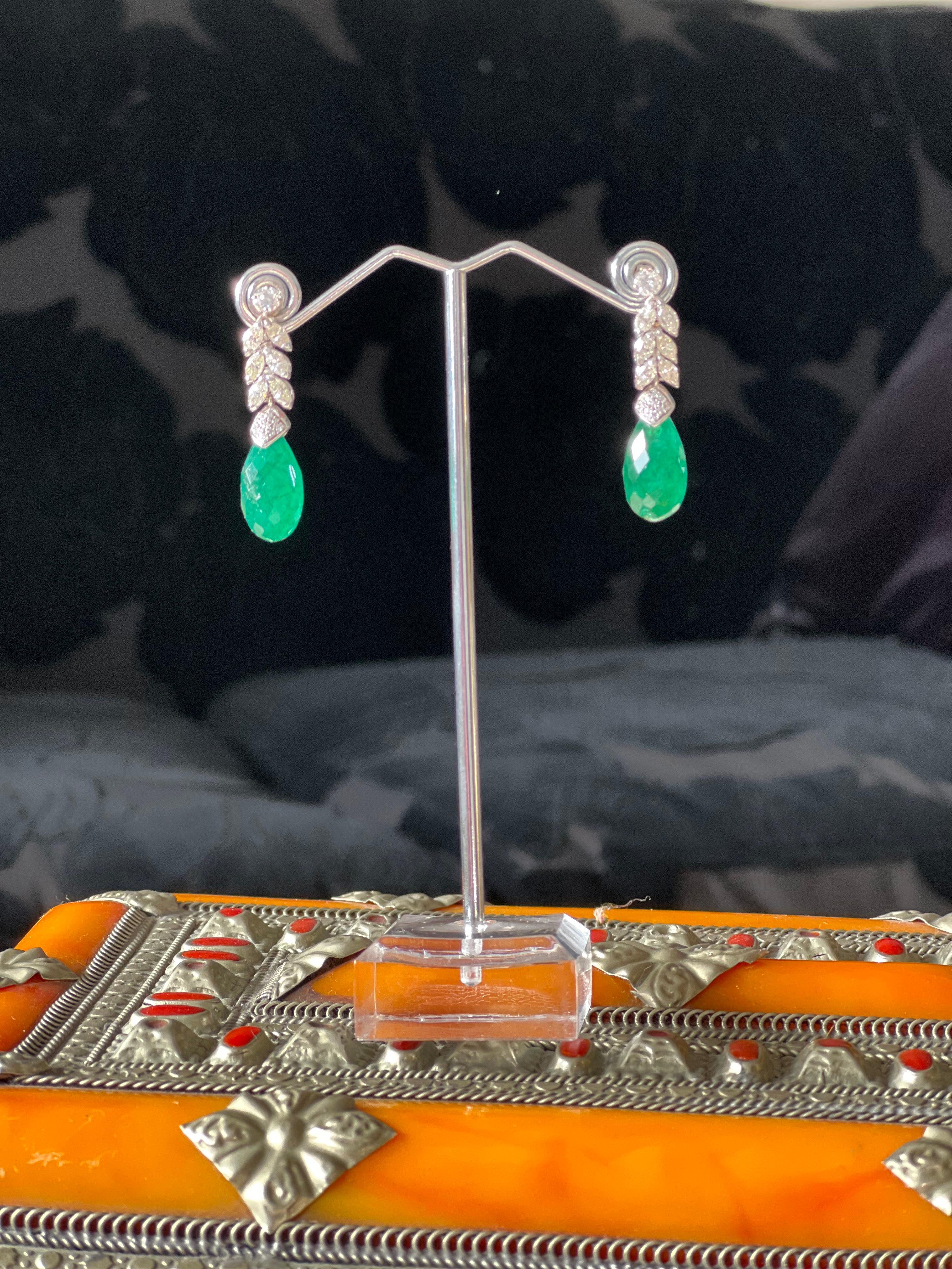 Brilliant Cut Emeralds Diamonds 18 Karat White Gold Drop Earrings For Sale