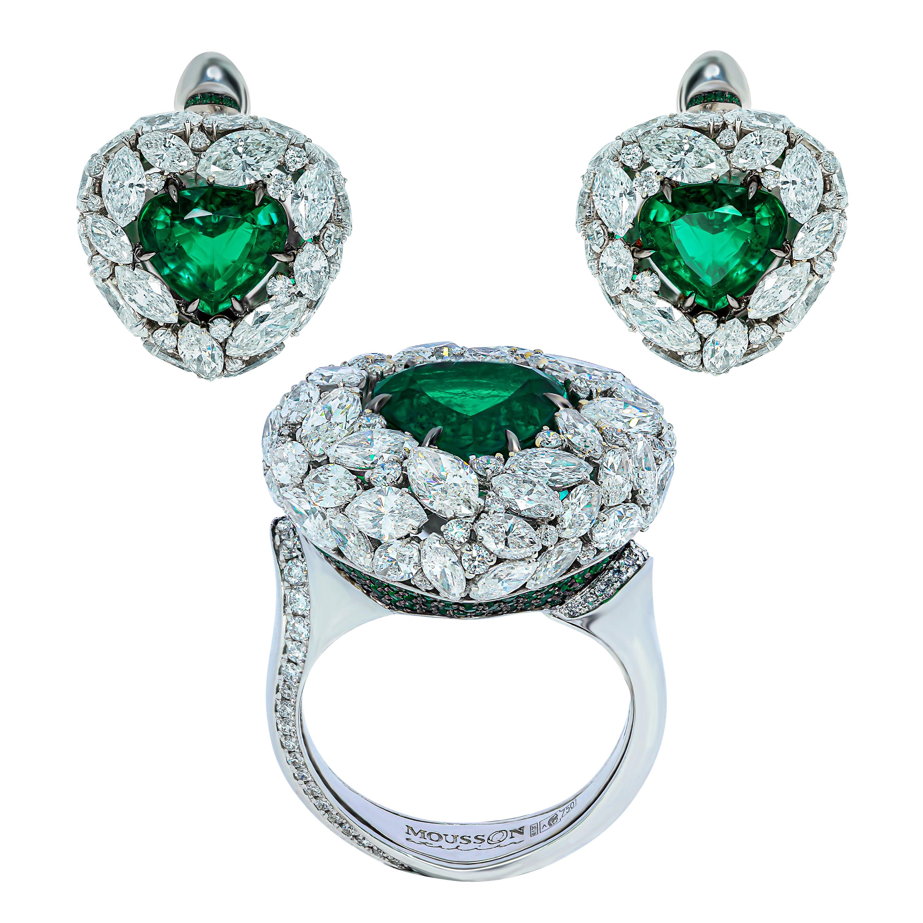 Emeralds Diamonds 18 Karat White Gold Suite