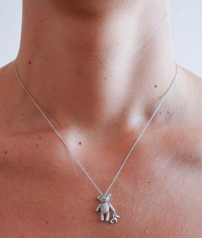 De las mujeres Esmeraldas, Diamantes, Oro Blanco 18 Kilates Collar Colgante Teddy en venta