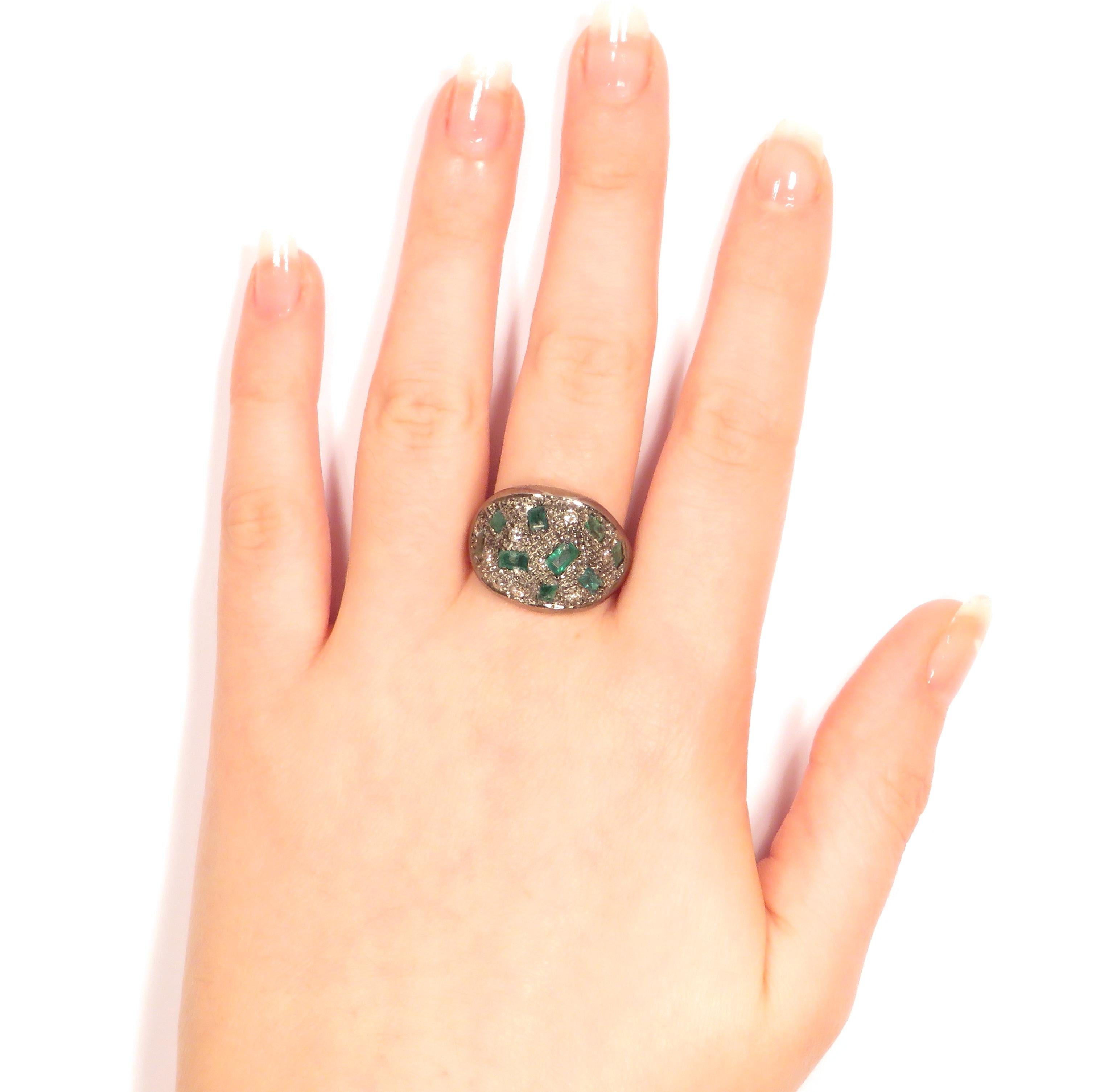 Modern Emeralds Diamonds 9 Karat Rose Gold Sterling Silver Dome Ring Made in Italy For Sale