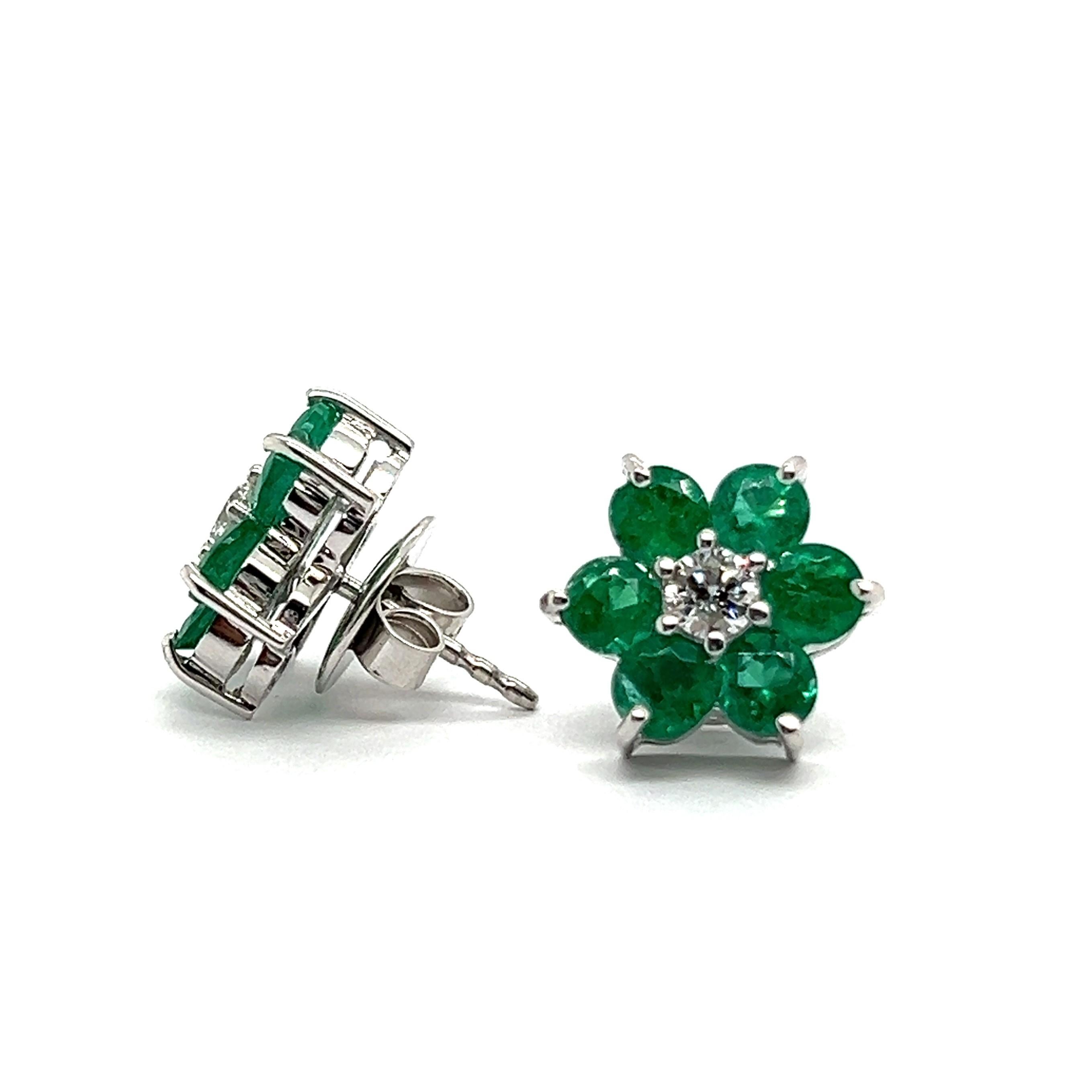 Brilliant Cut Emeralds & Diamonds Flower Stud Earrings in 18 Karat White Gold  For Sale