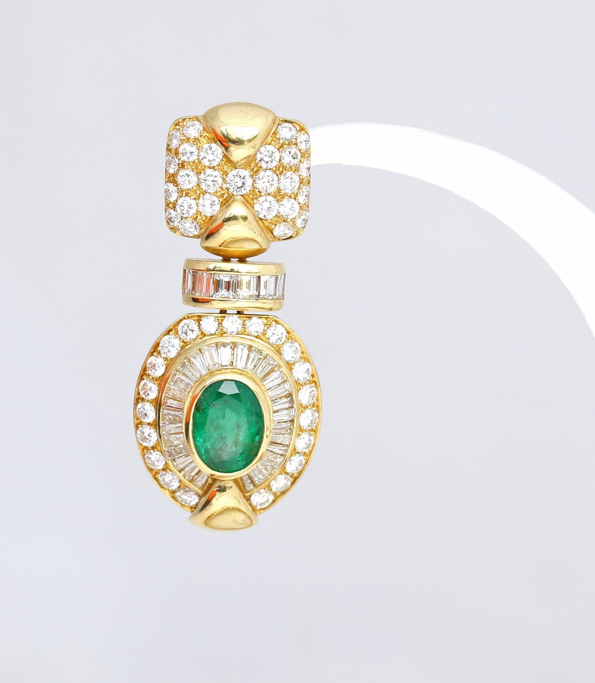 Emeralds Diamonds Necklace Earrings Set Yellow Gold 18K, 1984 For Sale 1