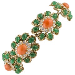 Emeralds Diamonds Oval Shape Pink Corals, Rose Gold, Flower Theme Retrò Bracelet