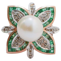 Emeralds, Diamonds, Pearl, Rose Gold and Silver Retrò Ring