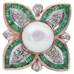 Emeralds, Diamonds, Pearl, Rose Gold and Silver Retrò Ring
