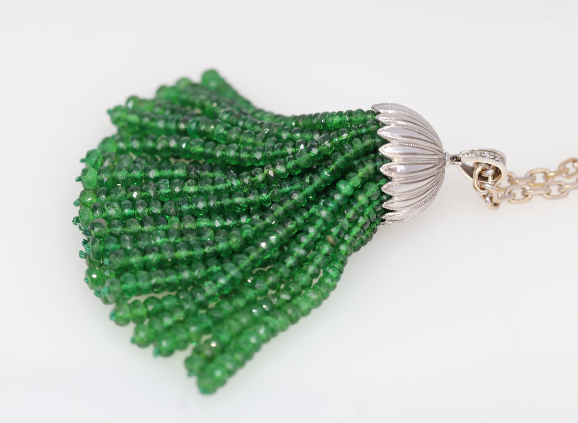 Women's Emeralds Diamonds Platinum Pendant Chain, 1920