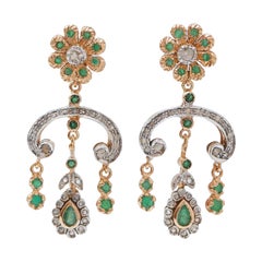 Pendientes de Esmeraldas, Diamantes, Oro Rosa y Plata.