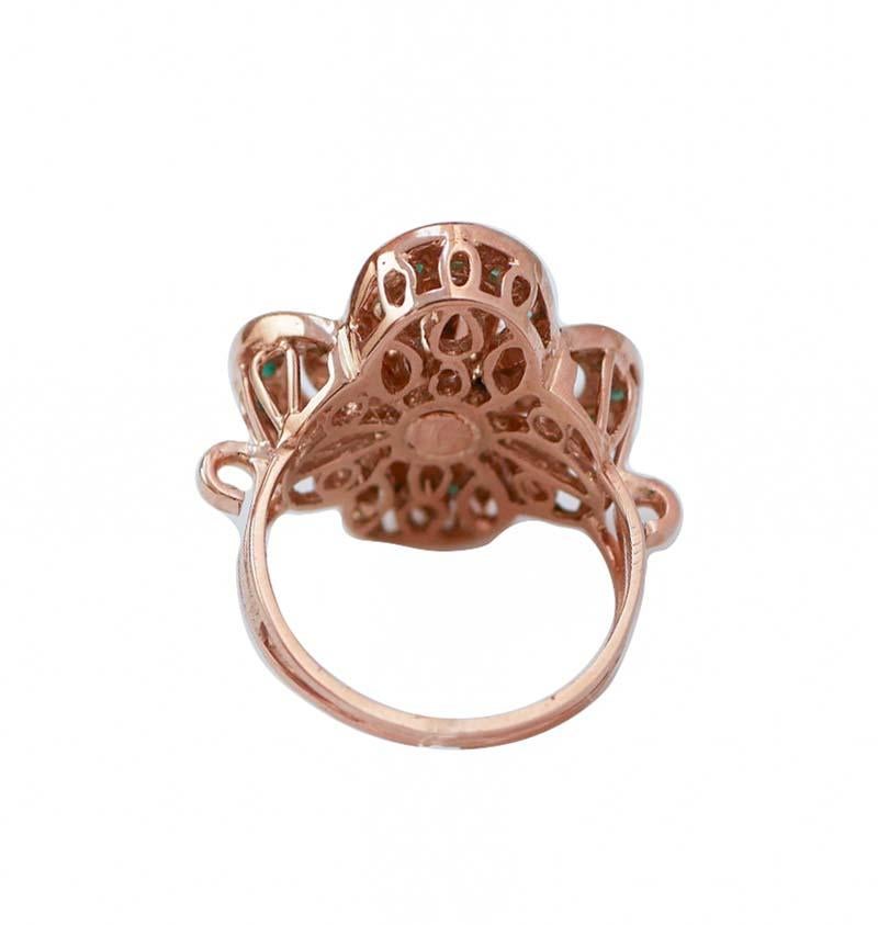 Rétro Anello con smeraldi, diamanti, oro rosa e argento. in vendita