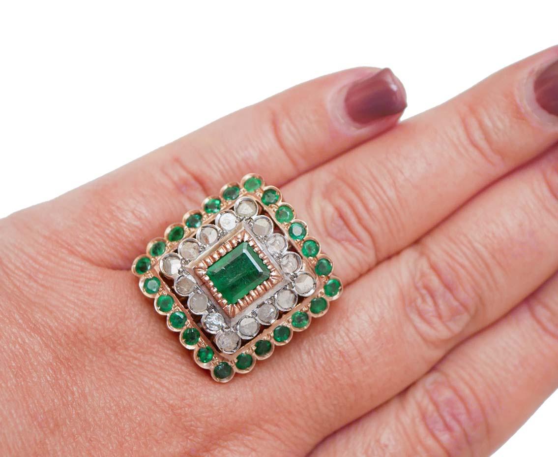 Anello con smeraldi, diamanti, oro rosa e argento. In condizioni buone in vendita a Marcianise, Marcianise (CE)