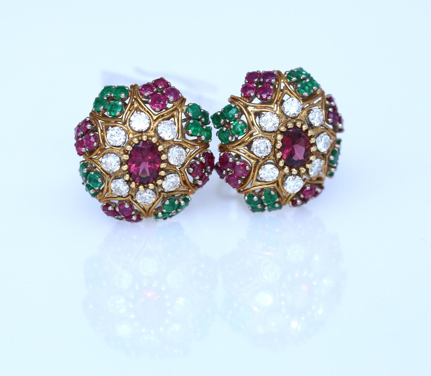 Women's Emeralds Diamonds Tourmaline Clips Earrings 18K Yellow Gold, 1970
