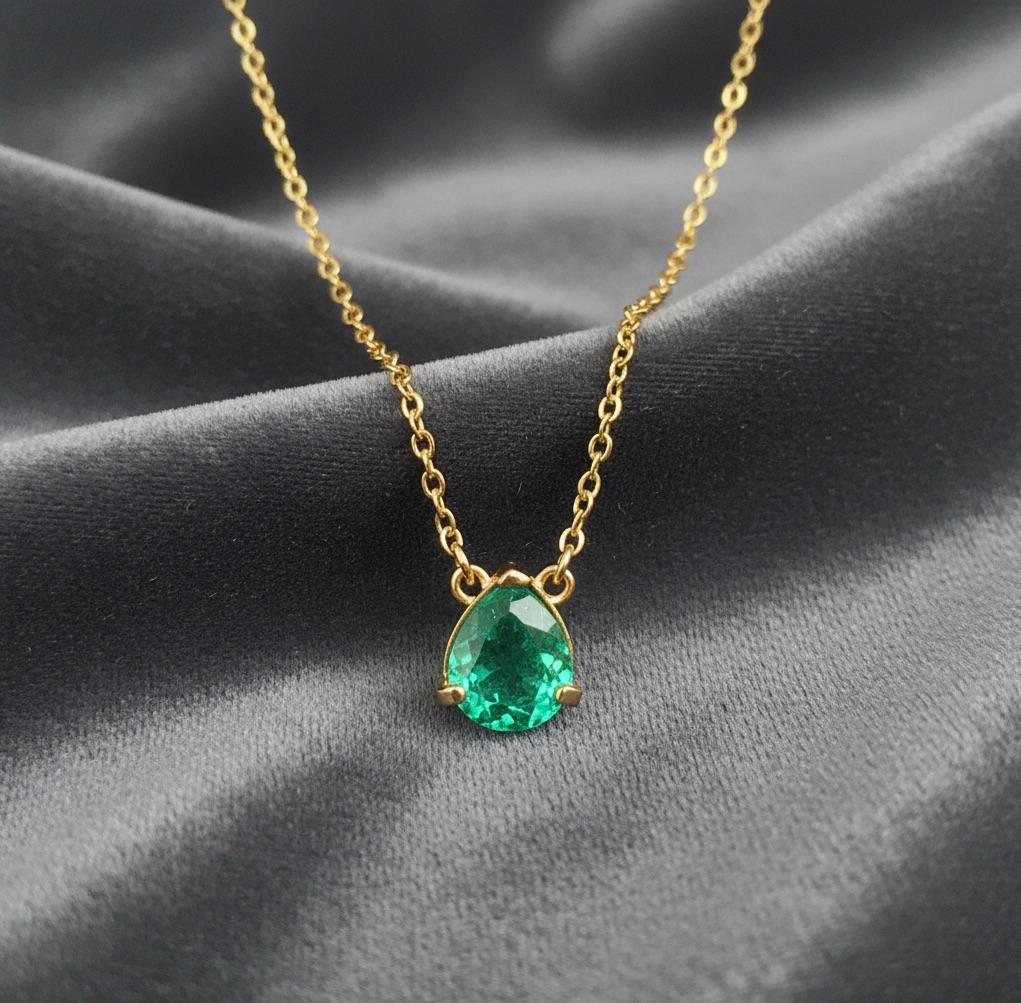 Smaragdringliche 2,25 Karat kolumbianischer Smaragd Solitär Anhänger Halskette 18K Damen im Angebot