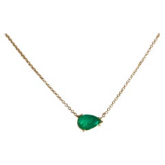 Emeralds Maravellous Colombian Emerald Solitaire Pendant Drop Necklace in 18k