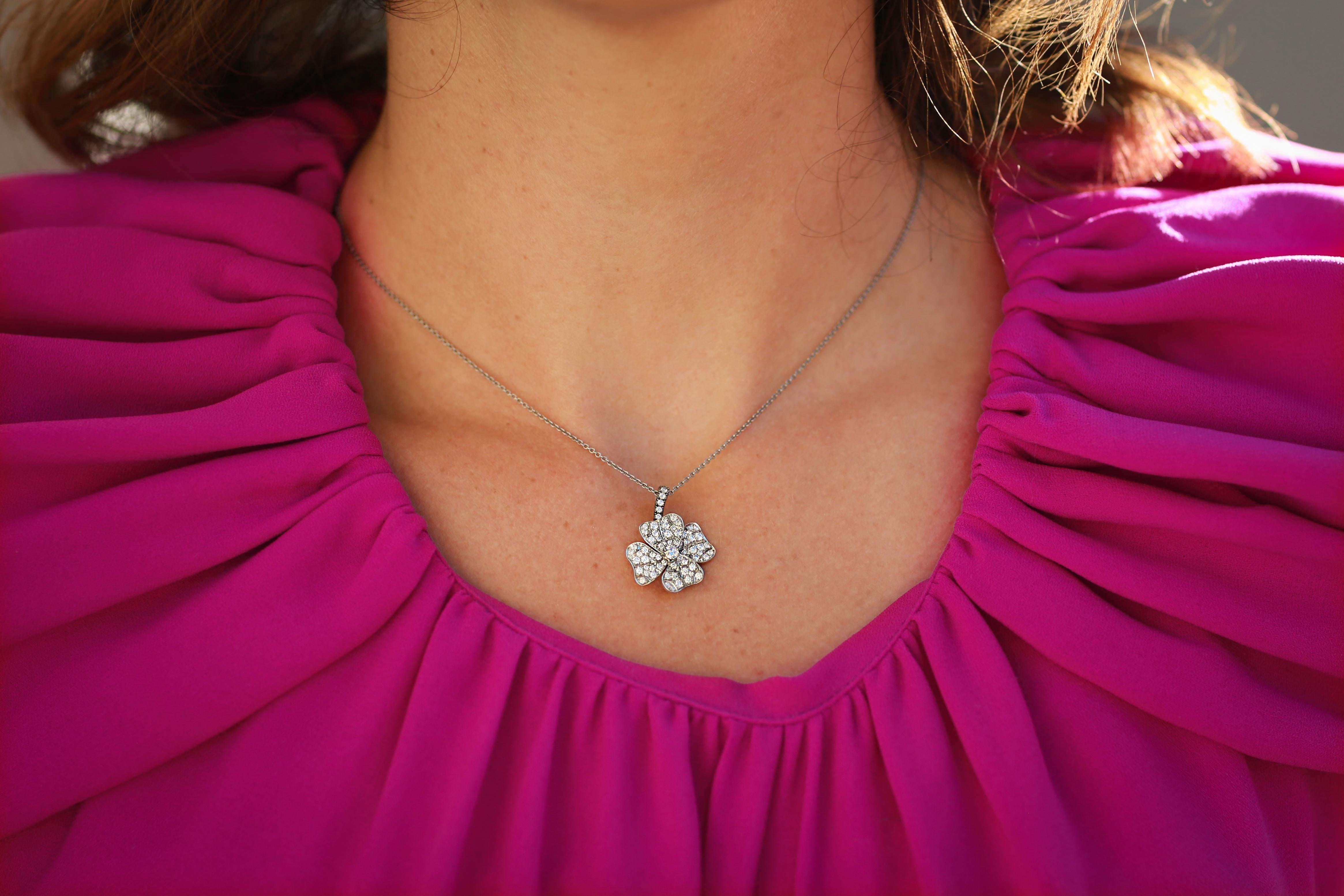 Women's Emeralds White Diamonds Platinum Pendant Necklace For Sale