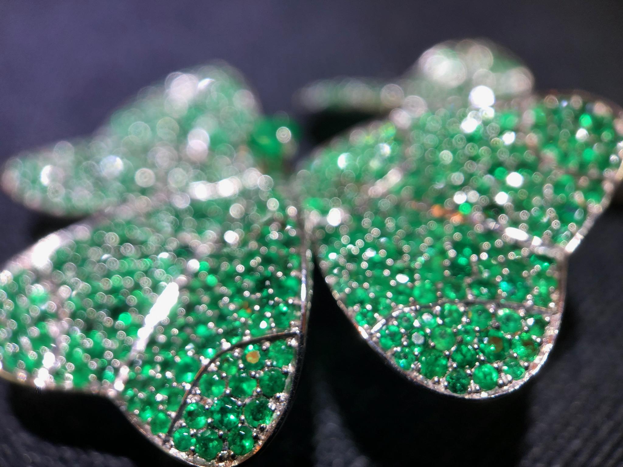 Women's or Men's AENEA 6.27ct. Brazil Emeralds White Diamonds(F/VVS) White Gold Palladium Brooch For Sale