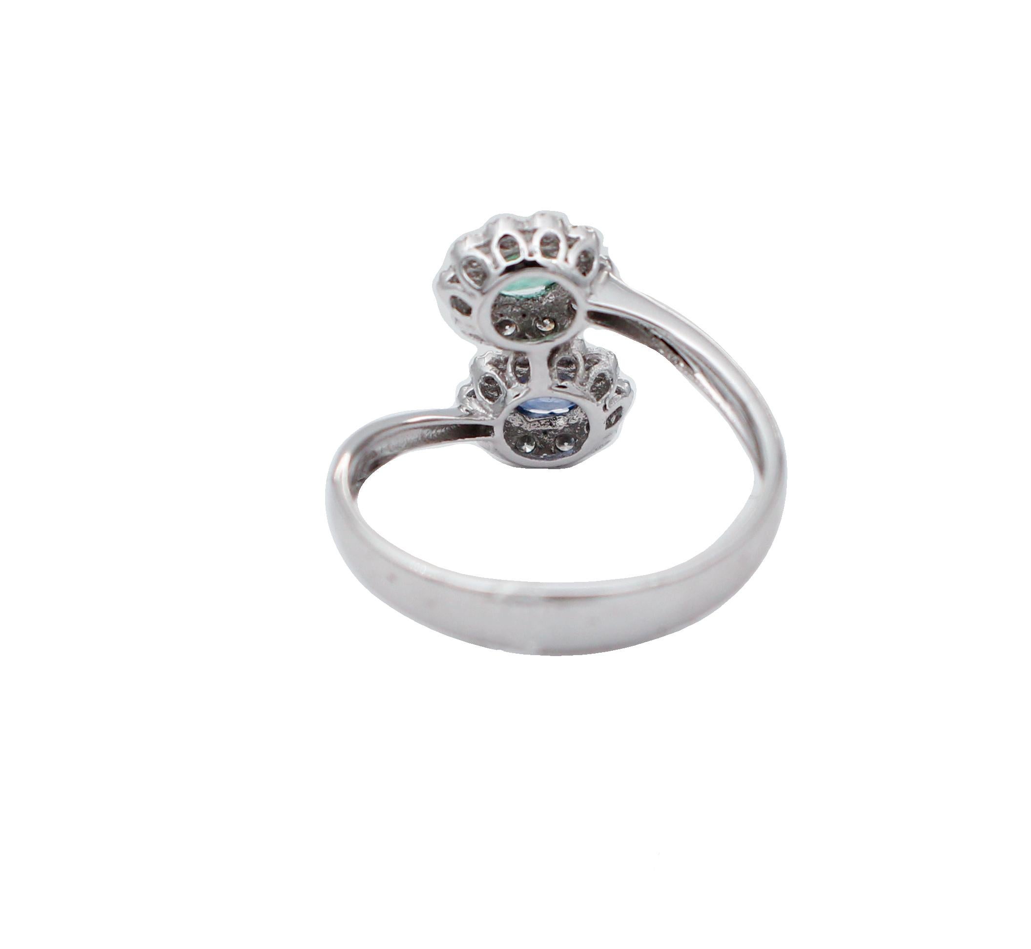 Modern Emerald, Sapphires, Diamonds, 18 Karat White Gold Contrarié Ring