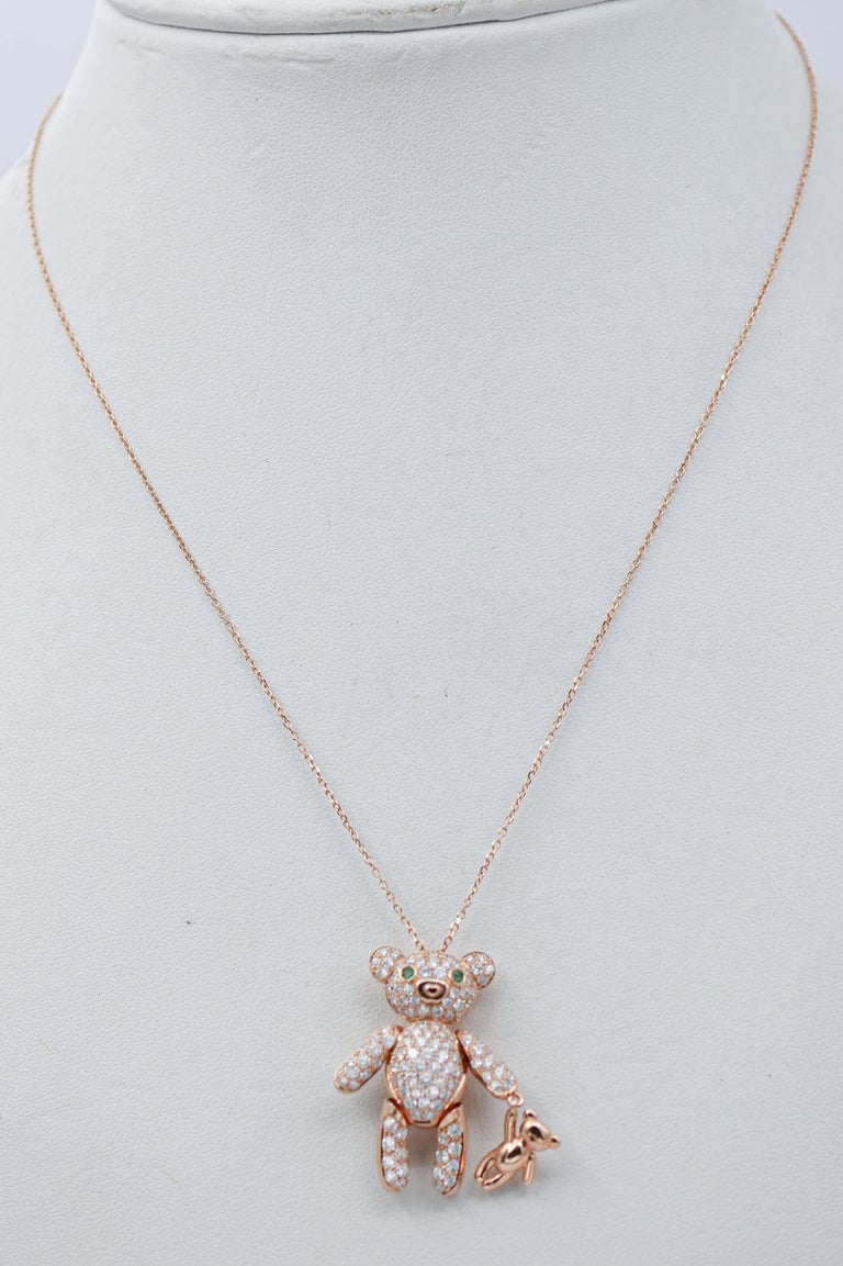 SHIPPING POLICY: 
No additional costs will be added to this order. 
Shipping costs will be totally covered by the seller (customs duties included).



Amazing bear modern pendant necklace in 18 kt rose gold mounted with a bigger bear  studded with