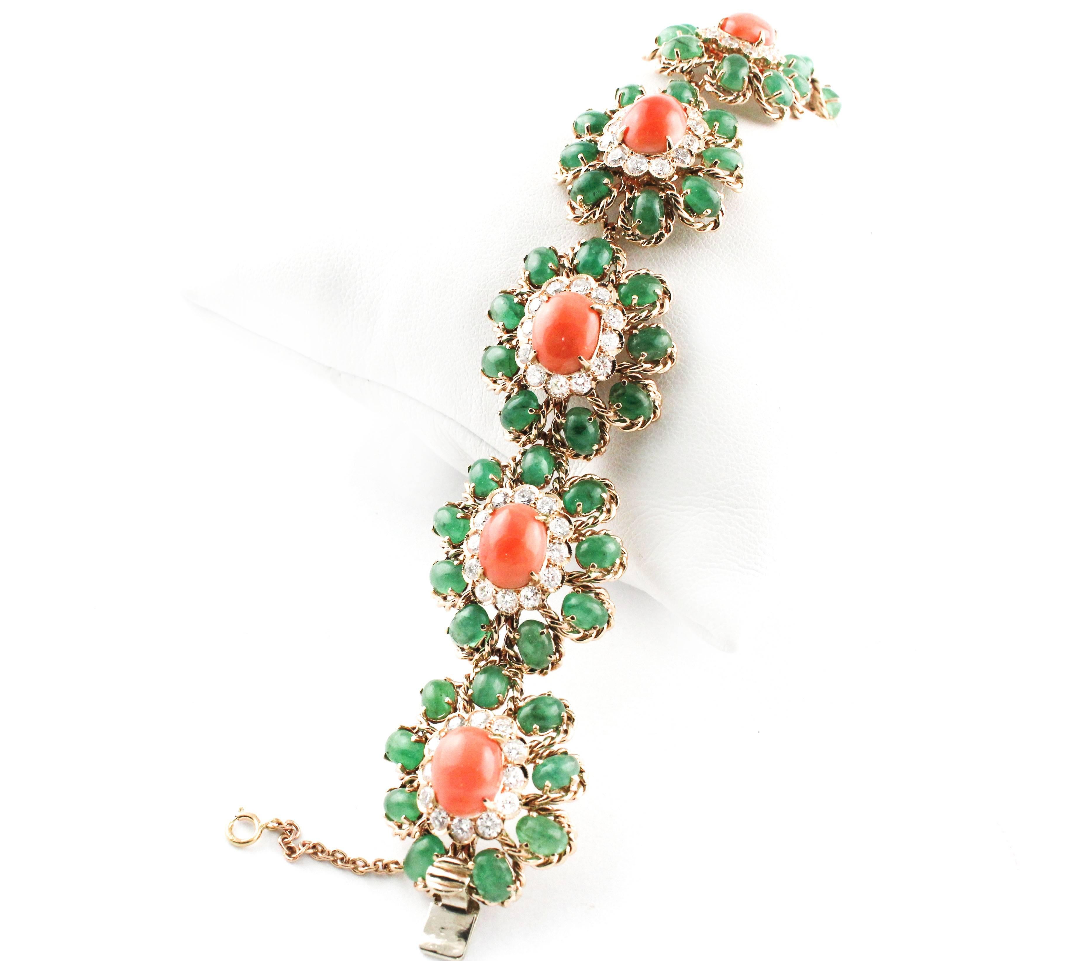 Oval Cut Emeralds Diamonds Oval Shape Pink Corals, Rose Gold, Flower Theme Retrò Bracelet