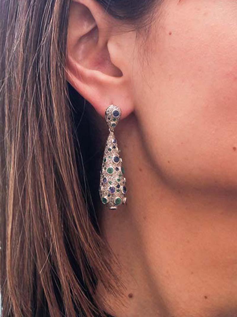 Emeralds, Diamonds, Sapphires, Rose Gold and Silver Dangle Earrings In Good Condition In Marcianise, Marcianise (CE)