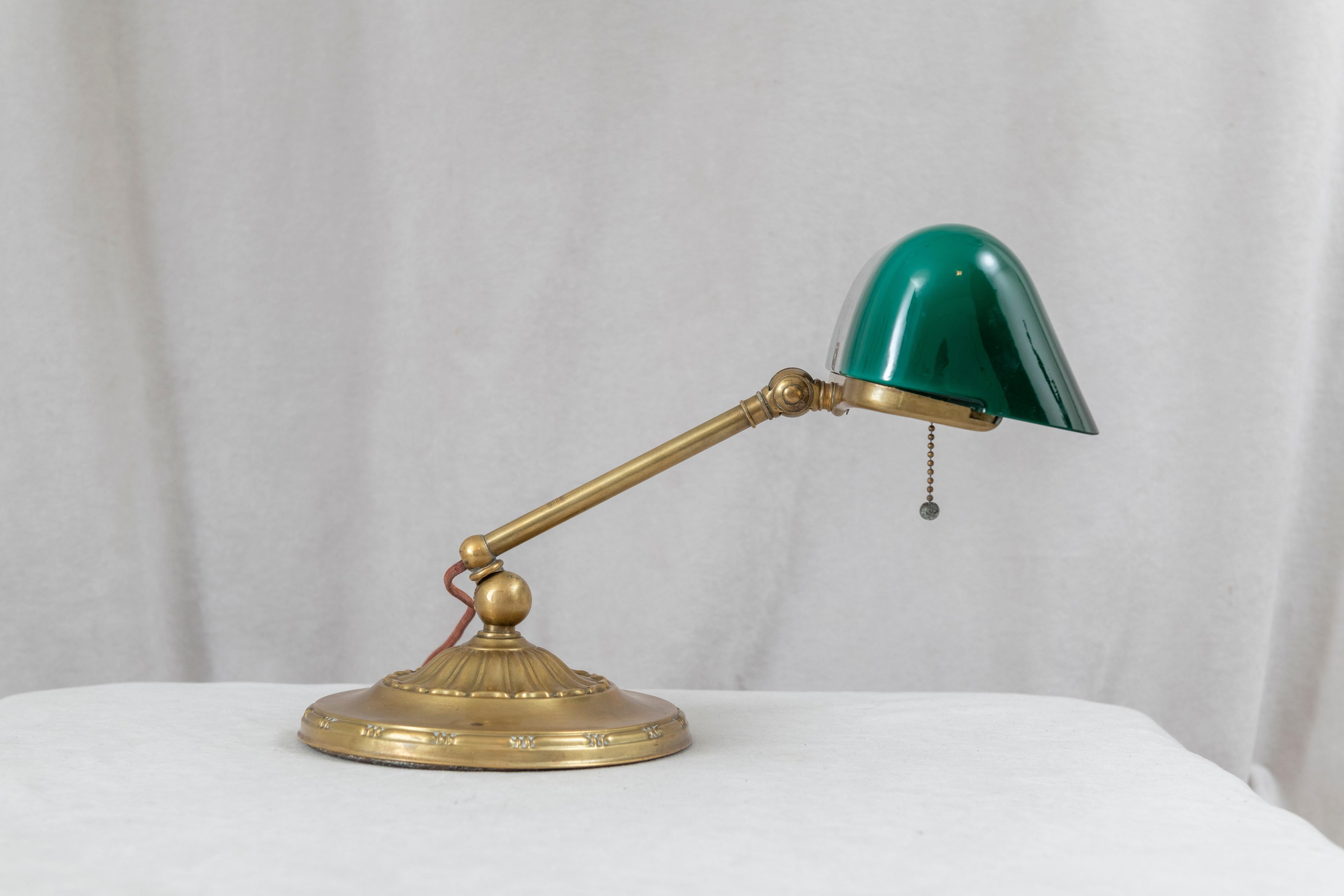 American Emeralite Green Shade Banker's Lamp, ca. 1917 For Sale