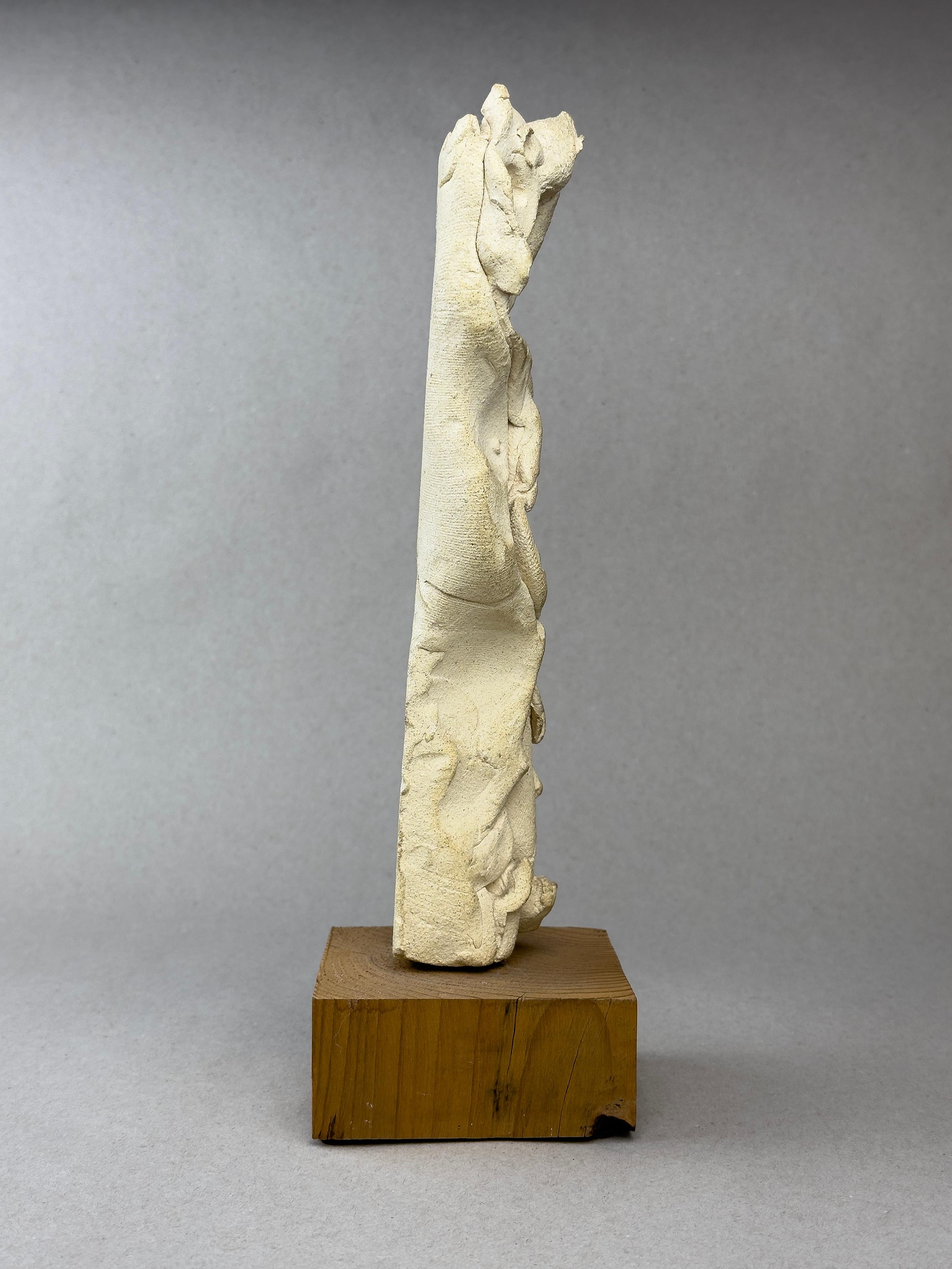 EMERSON WOELFFER
Abstract Form No. 1
1979

Porcelain on wooden plinth

3.5 x 3.5 x 11.5 inches