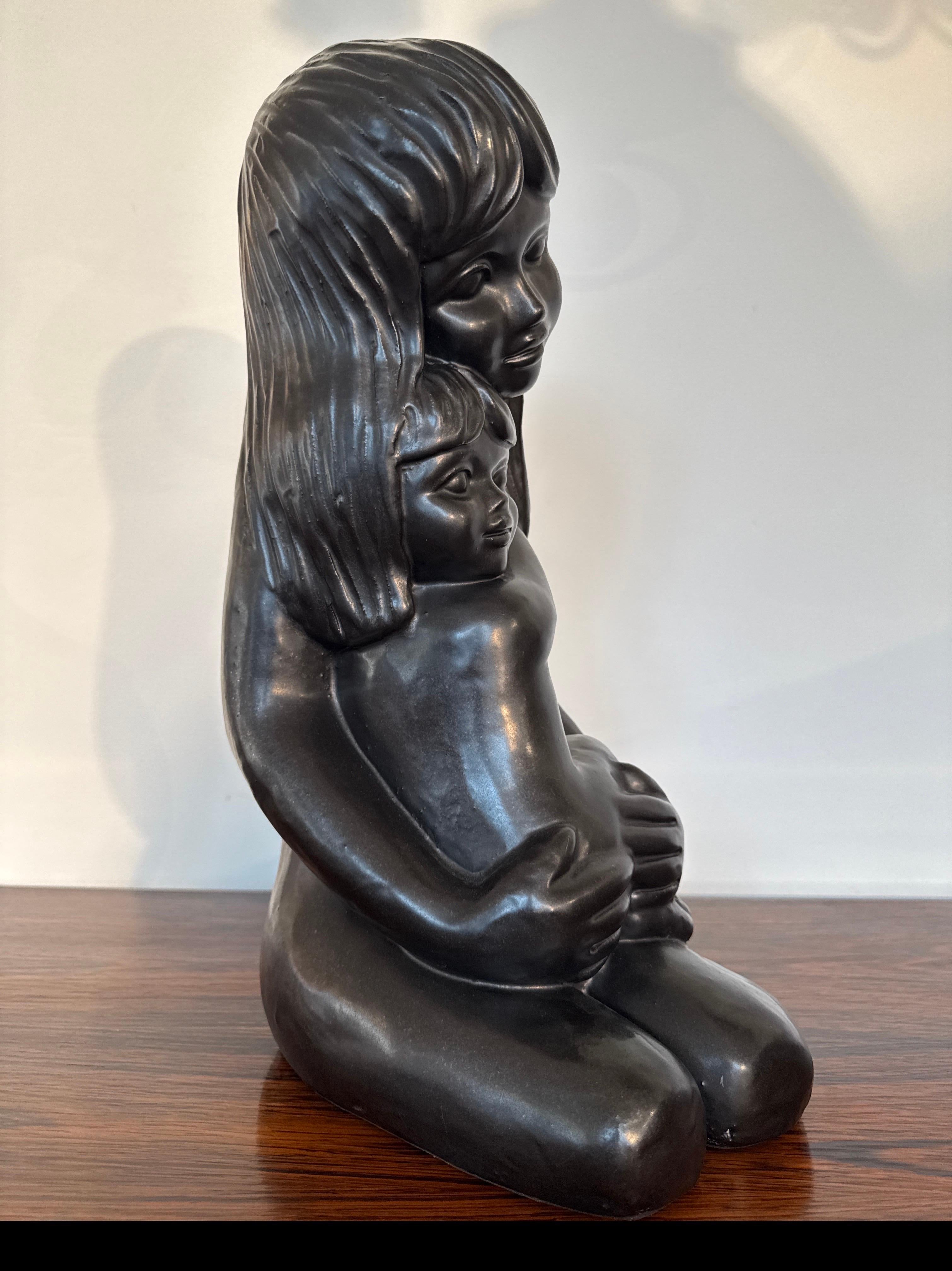 Emiel Laskaris Keramische Statue Mutter und Kind Belgien Künstler 1970er im Angebot 2