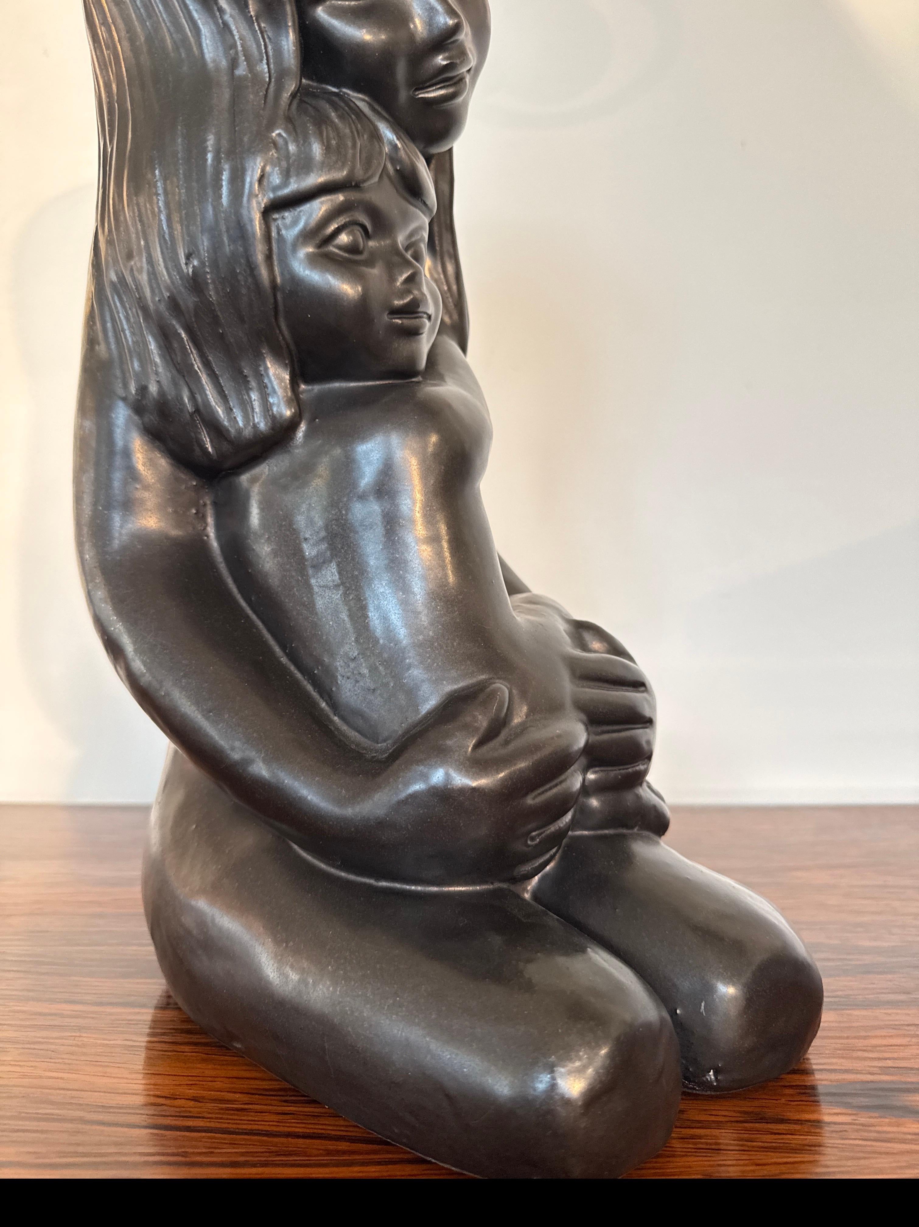 Emiel Laskaris Keramische Statue Mutter und Kind Belgien Künstler 1970er im Angebot 3